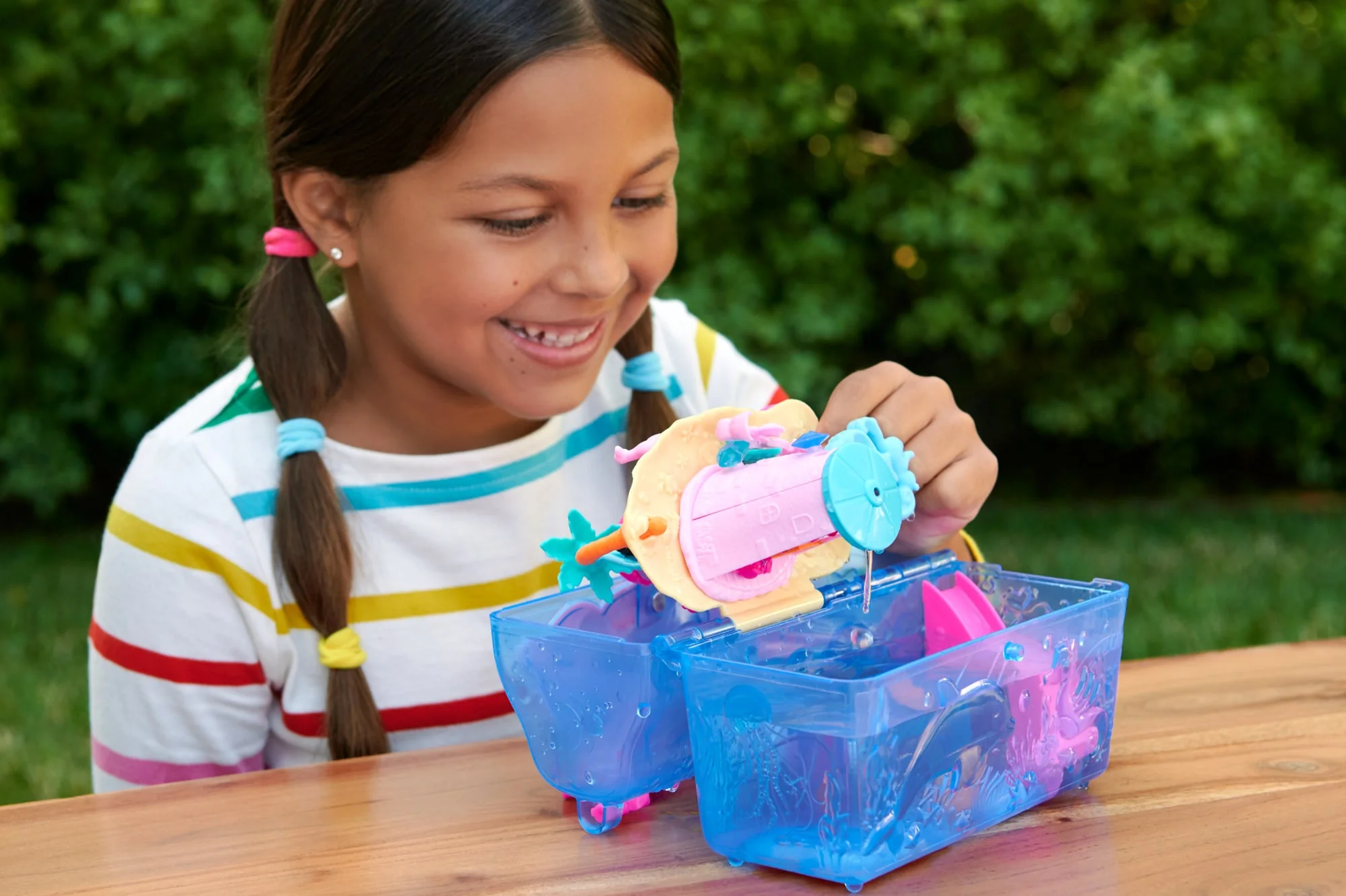 Polly Pocket Sparkle Cove Adventure Island Treasure Chest Playset With 2 Micro Dolls, 4 Animals & Accessories