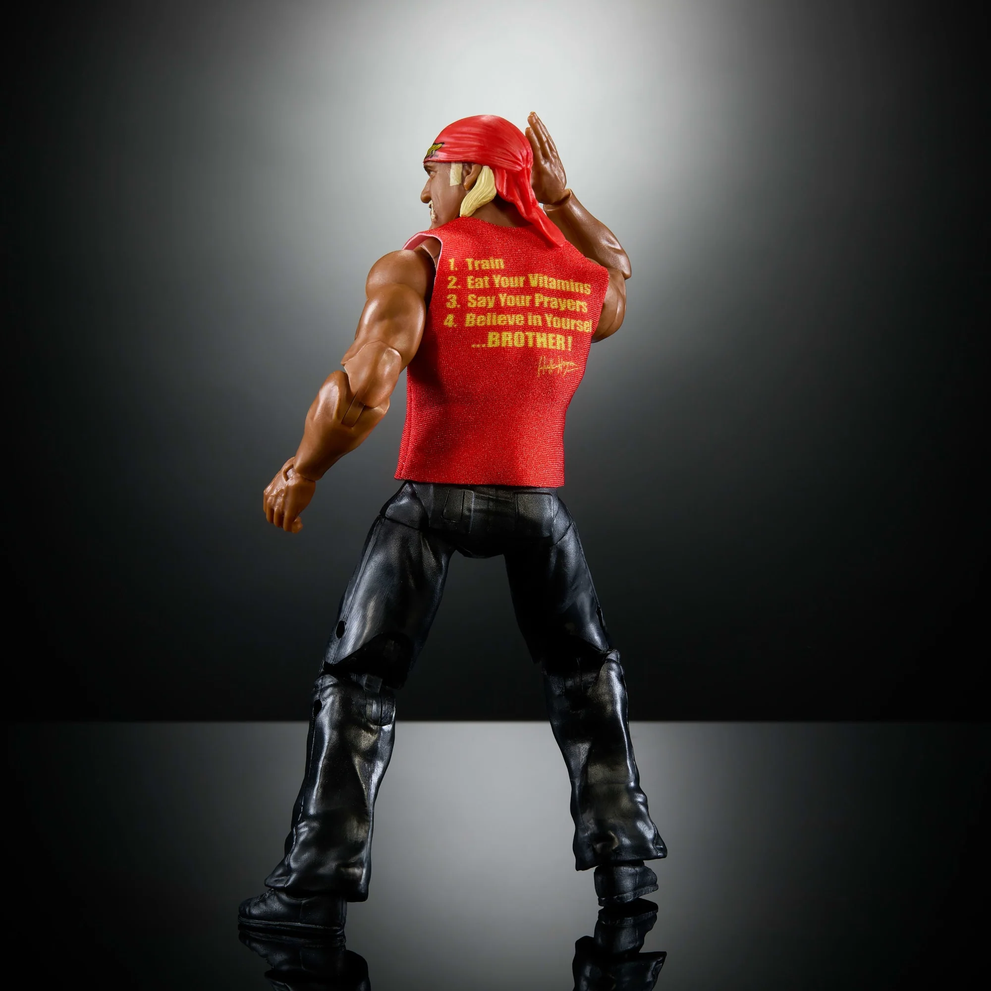 WWE Elite Collection Premium Live EVent Hulk Hogan Action Figure Set, Wrestlemania Collectible