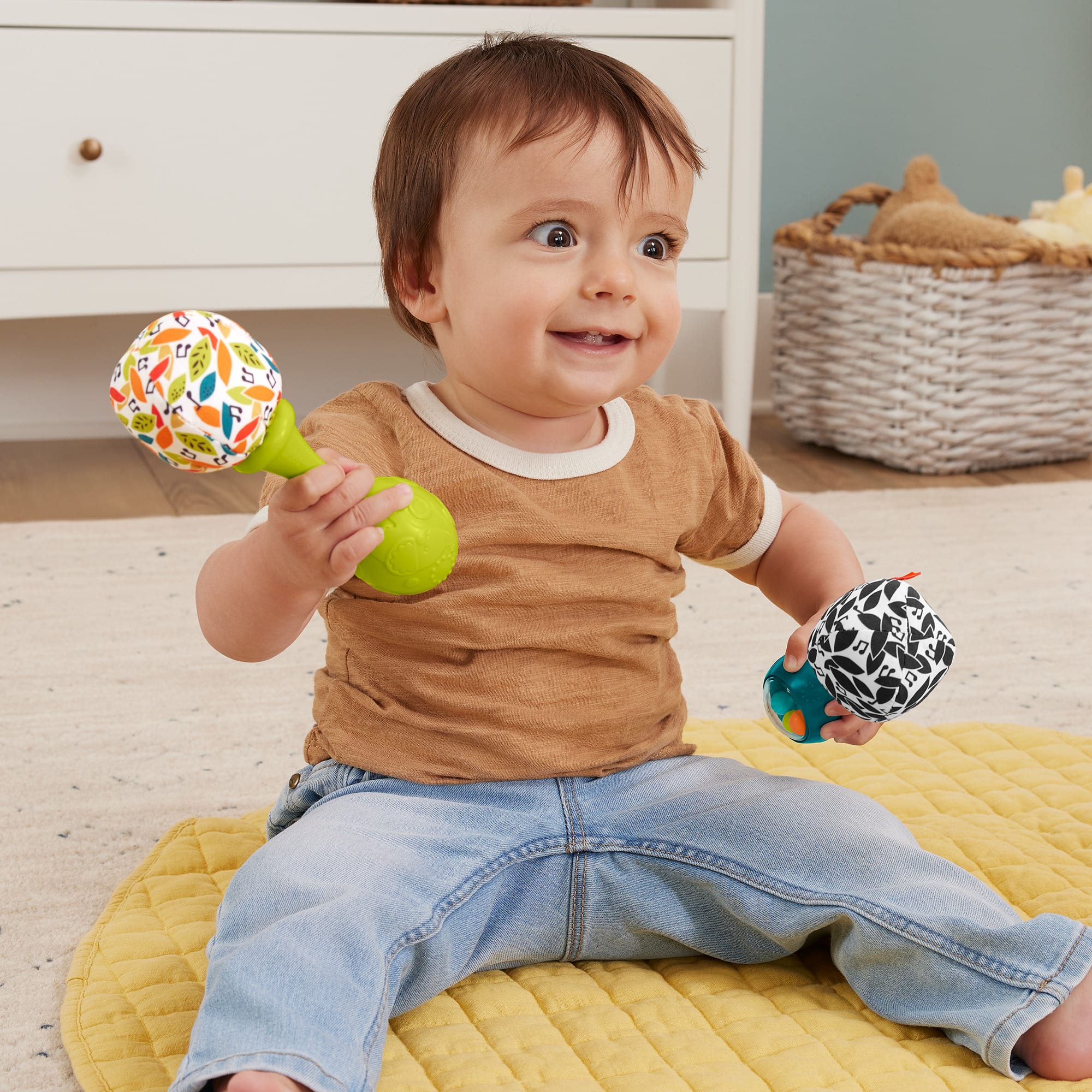 Fisher-Price Rattle ��n Rock Maracas Set Of 2 Baby Rattles, Newborn Toys, Neutral Colors