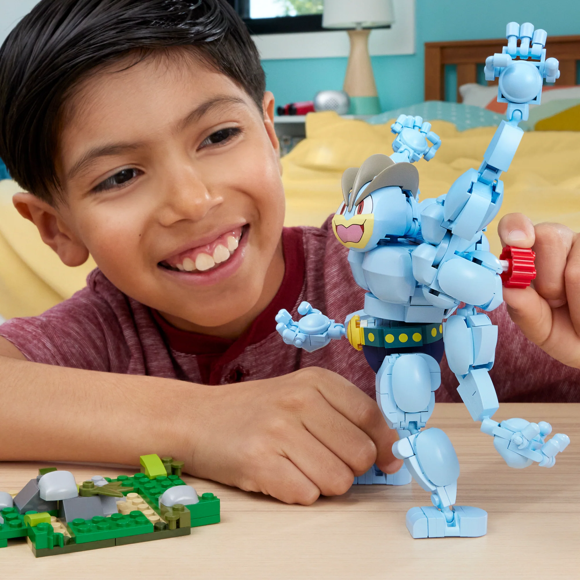 MEGA Pok��mon Machamp Building Toy Kit (401 Pieces) With 1 Poseable Figure For Kids