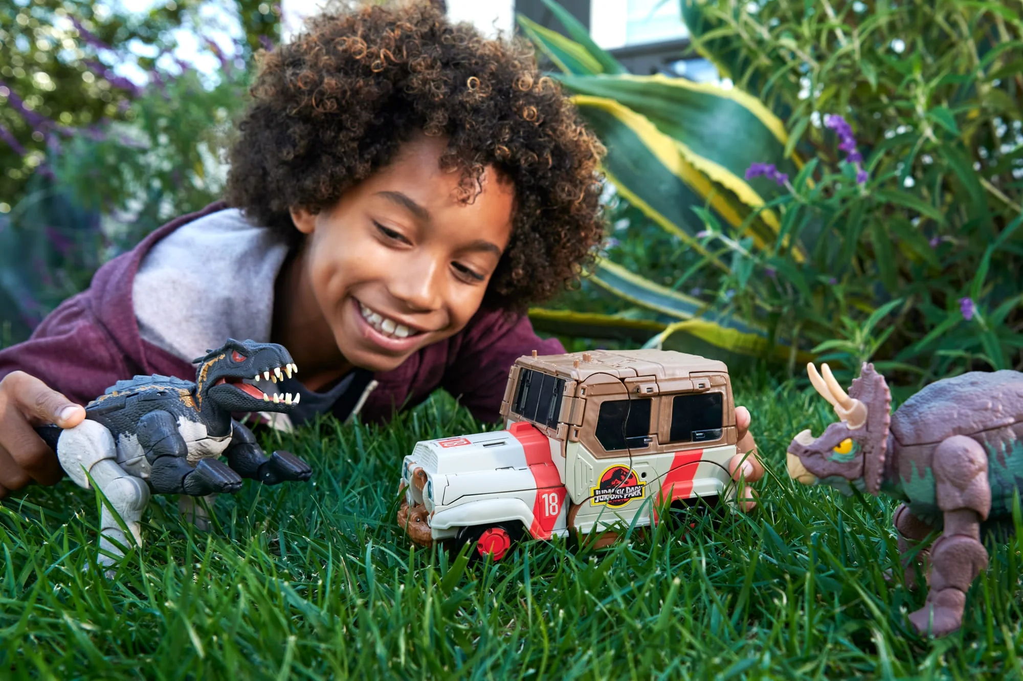 Jurassic World Transforming Toy, Tyrannosaurus T Rex Dinosaur To Truck, Chase N Roar