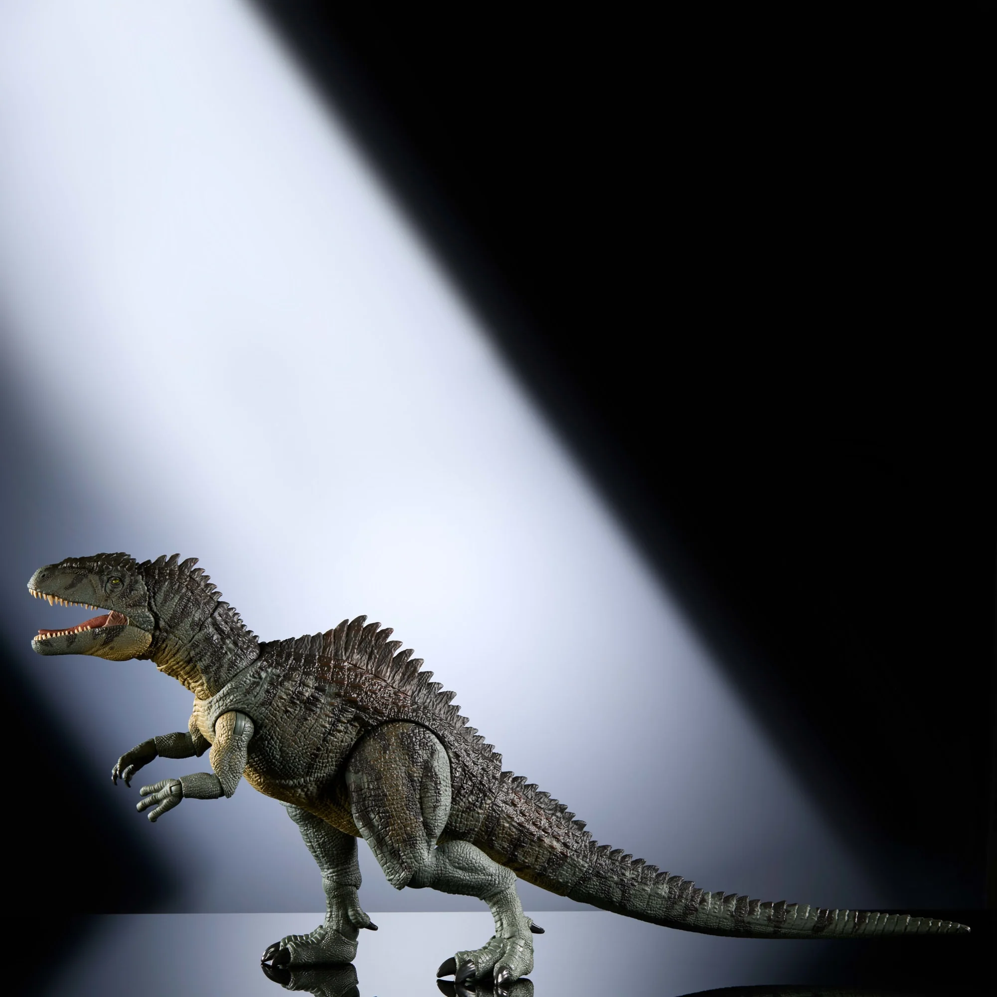 Jurassic World Dominion Hammond Collection Giganotosaurus Dinosaur Figure Collectible Toy
