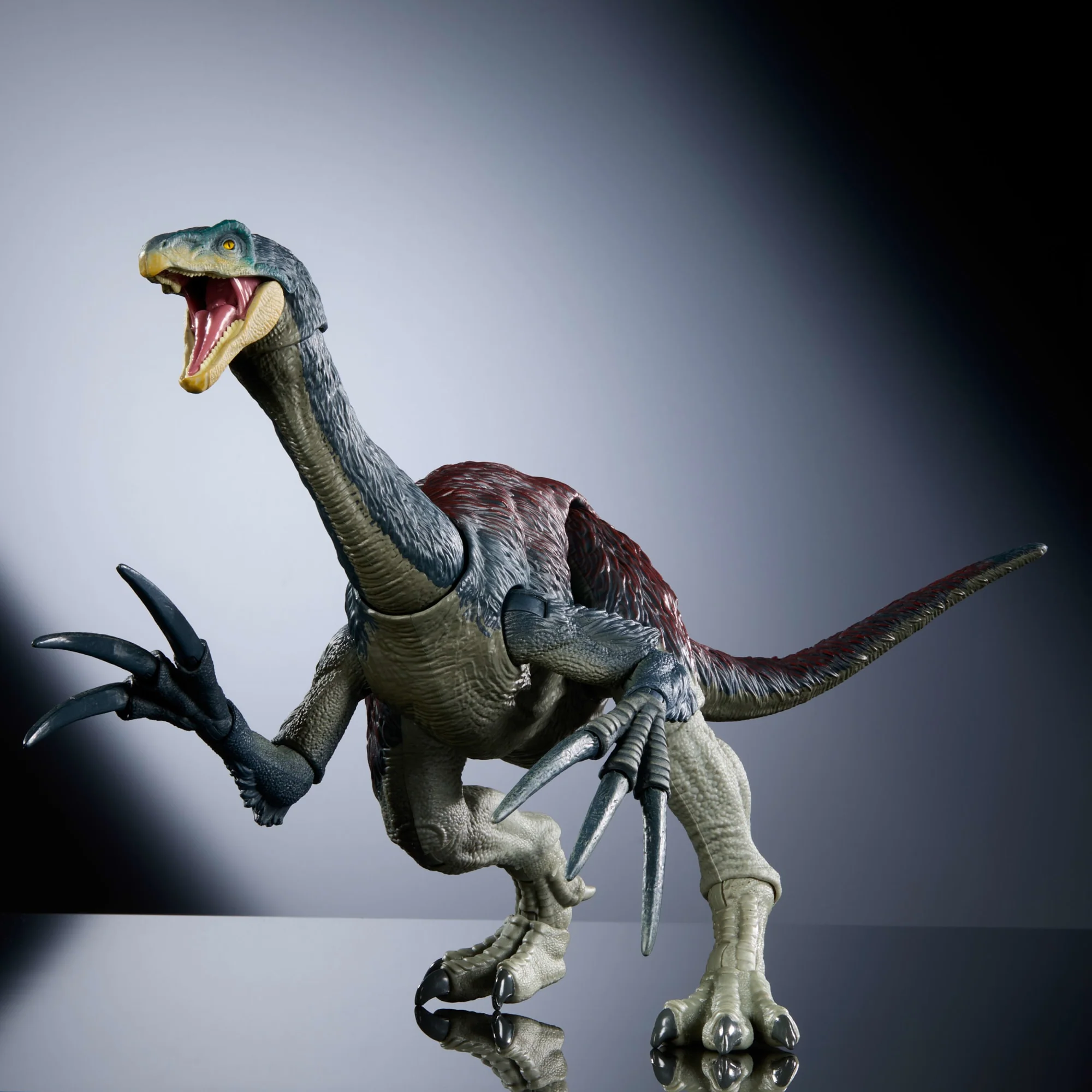 Jurassic World Dominion Hammond Collection Therizinosaurus Dinosaur Figure Collectible Toy