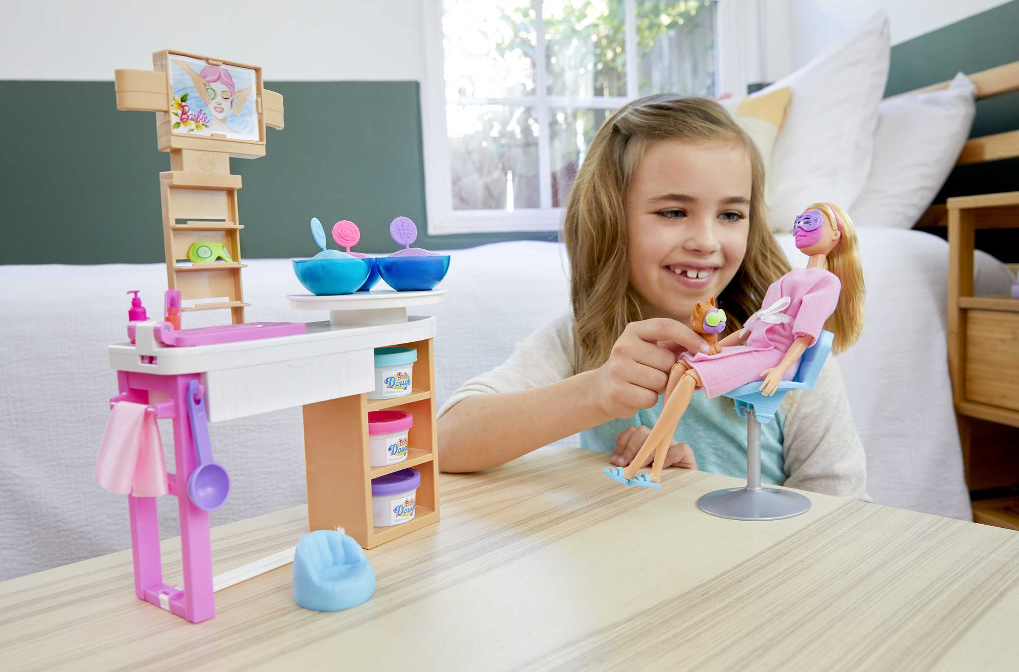 Barbie Doll & Accessories, Face Mask Spa Day Playset With Blonde Barbie Doll