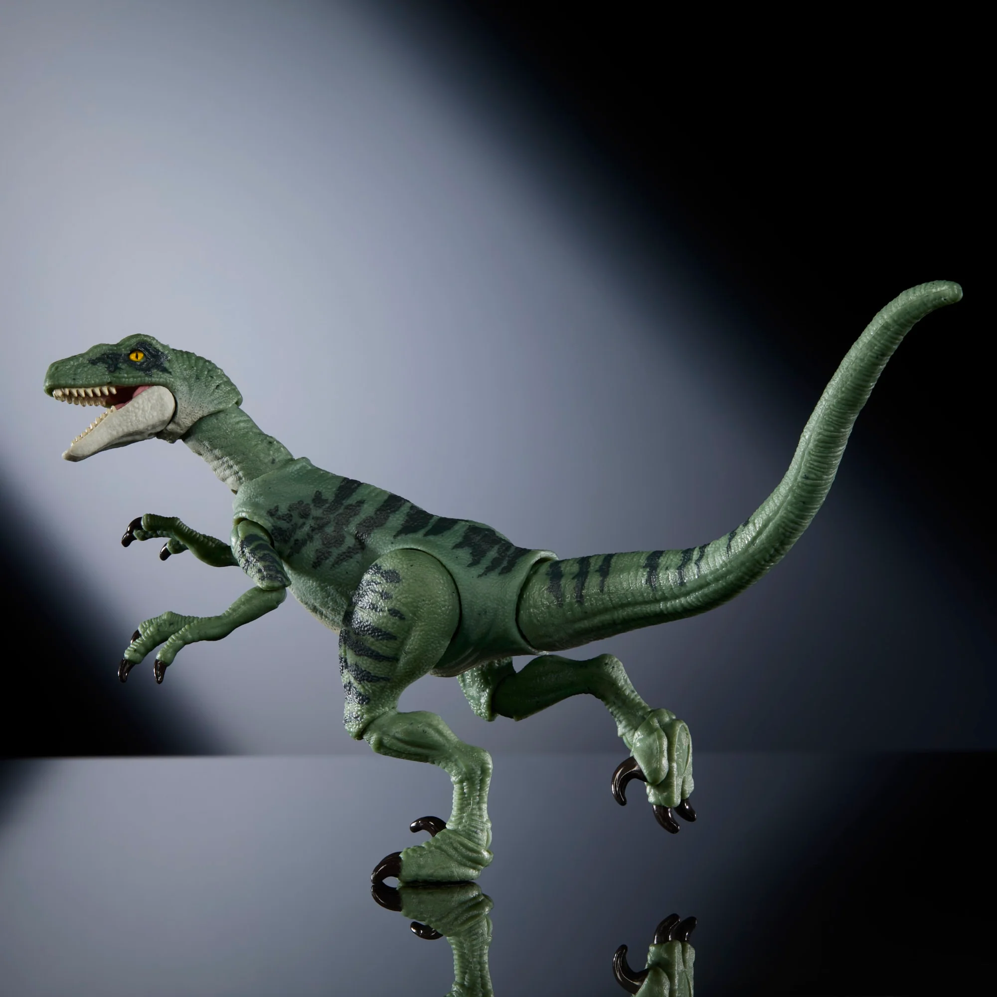 Jurassic World Hammond Collection Velociraptor Delta Dinosaur Figure With 14 Articulations