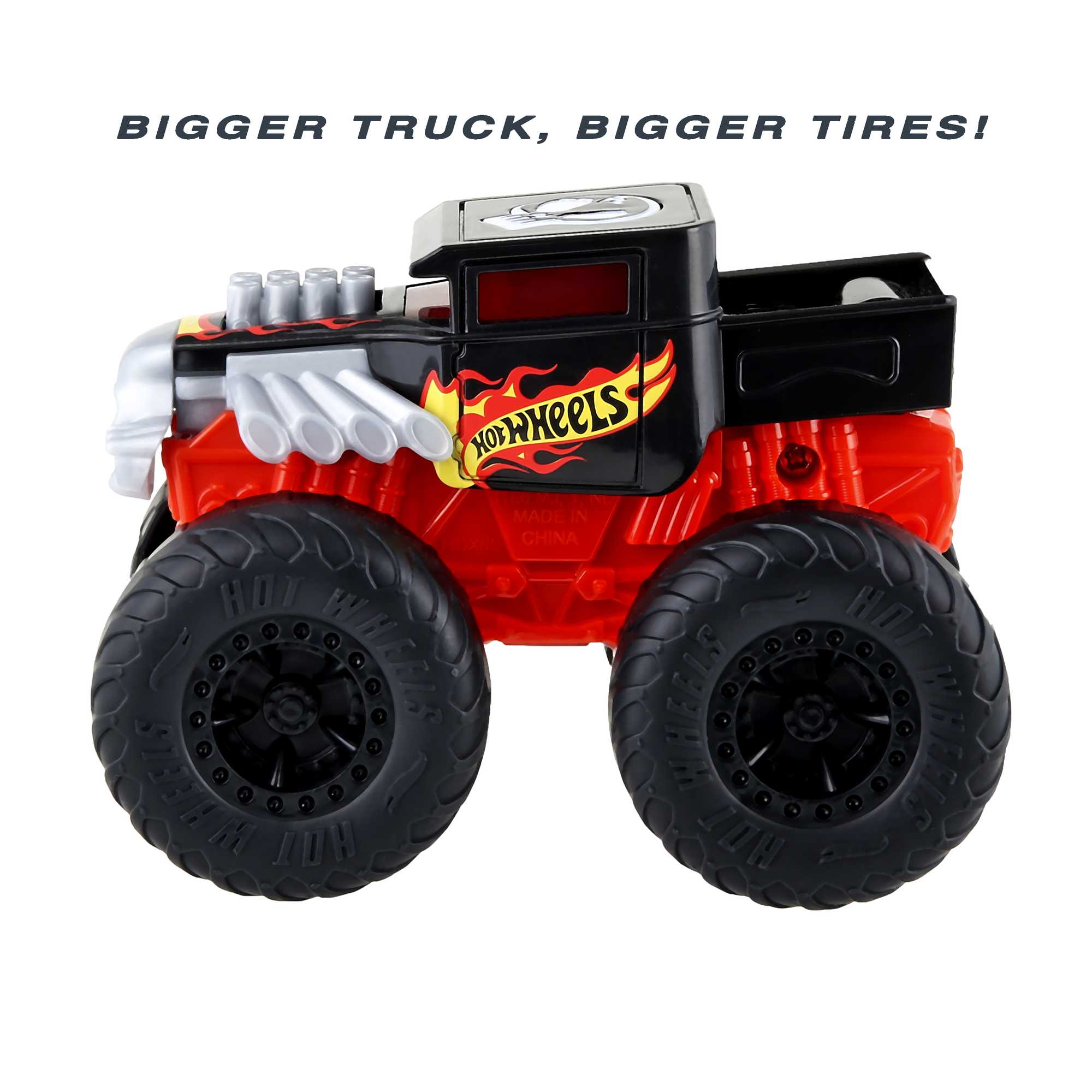 Hot Wheels Monster Trucks Roarin' Wreckers Bone Shaker