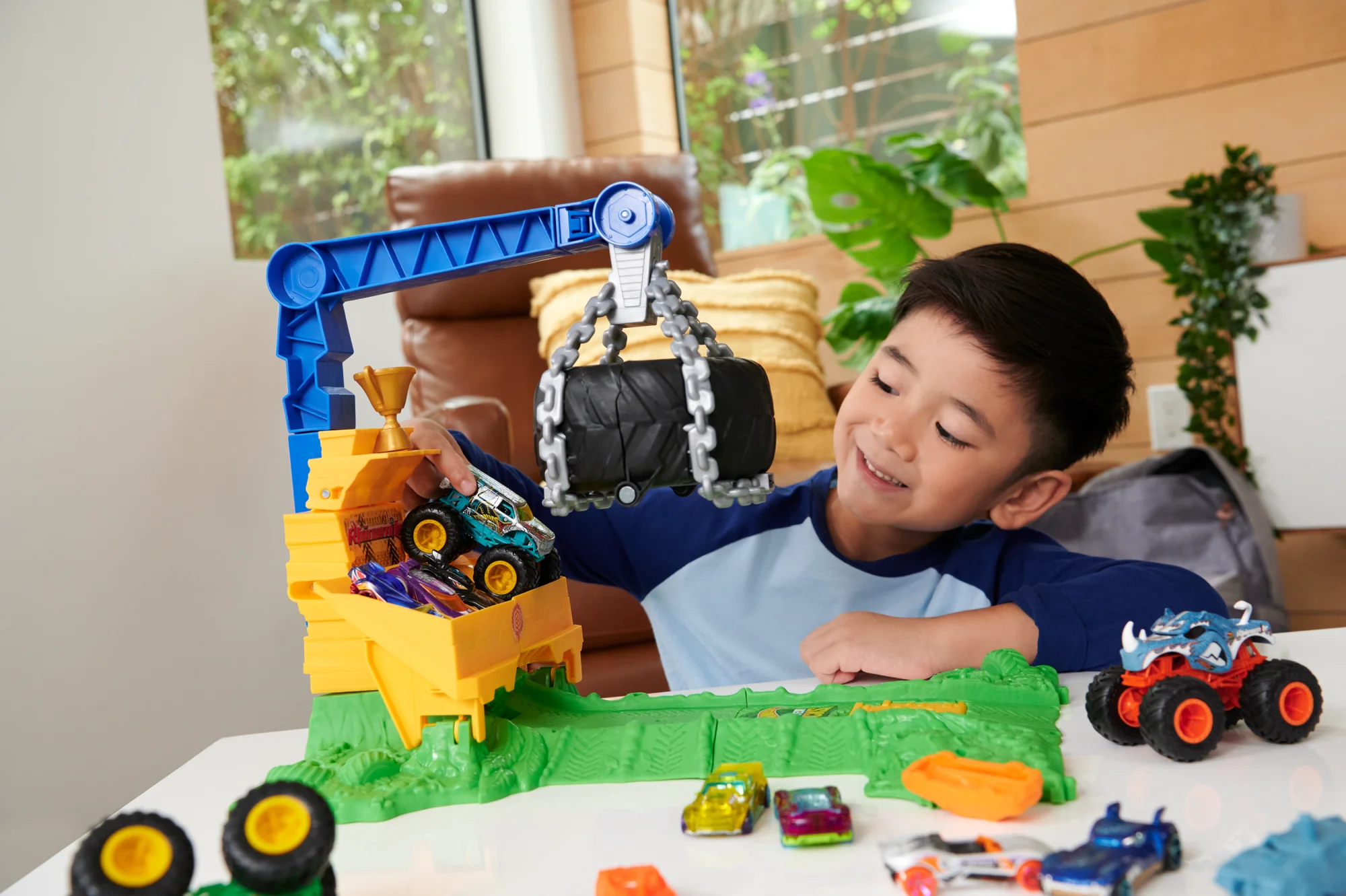 Hot Wheels Monster Trucks Pista de Brinquedo Arena de Demoli??o Reta na Selva