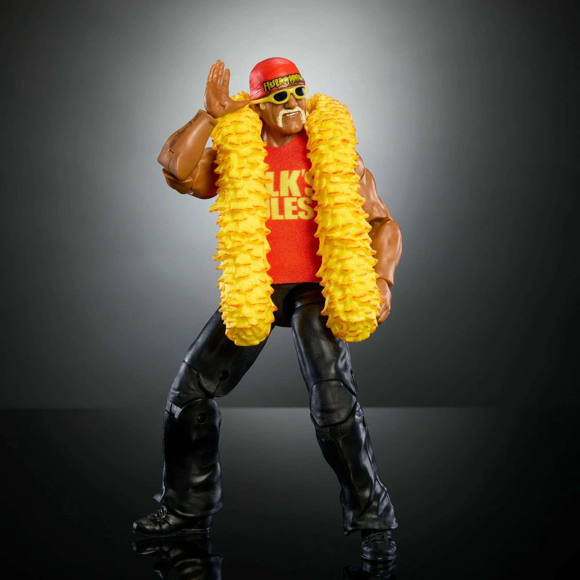 WWE Elite Collection Premium Live EVent Hulk Hogan Action Figure Set, Wrestlemania Collectible