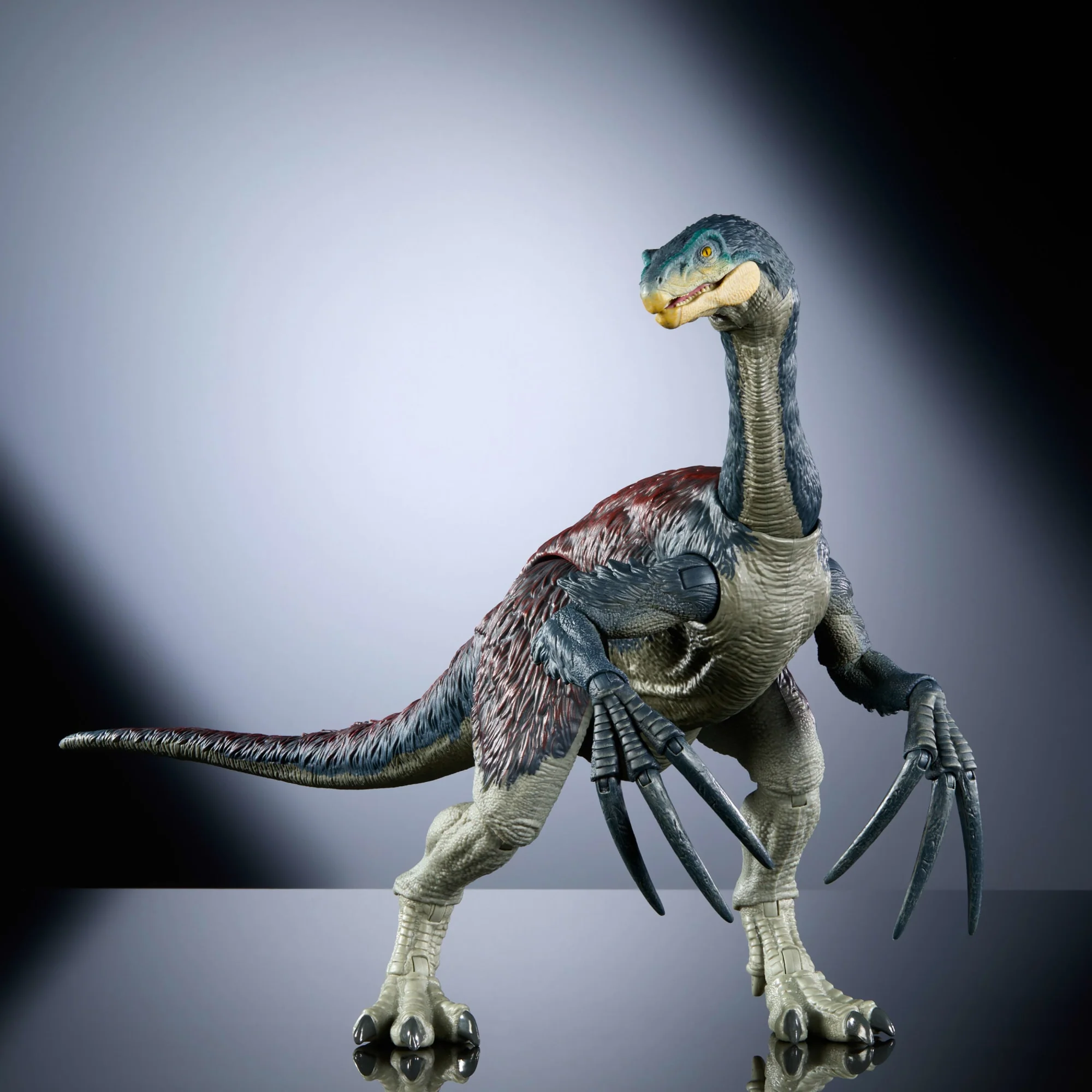 Jurassic World Dominion Hammond Collection Therizinosaurus Dinosaur Figure Collectible Toy