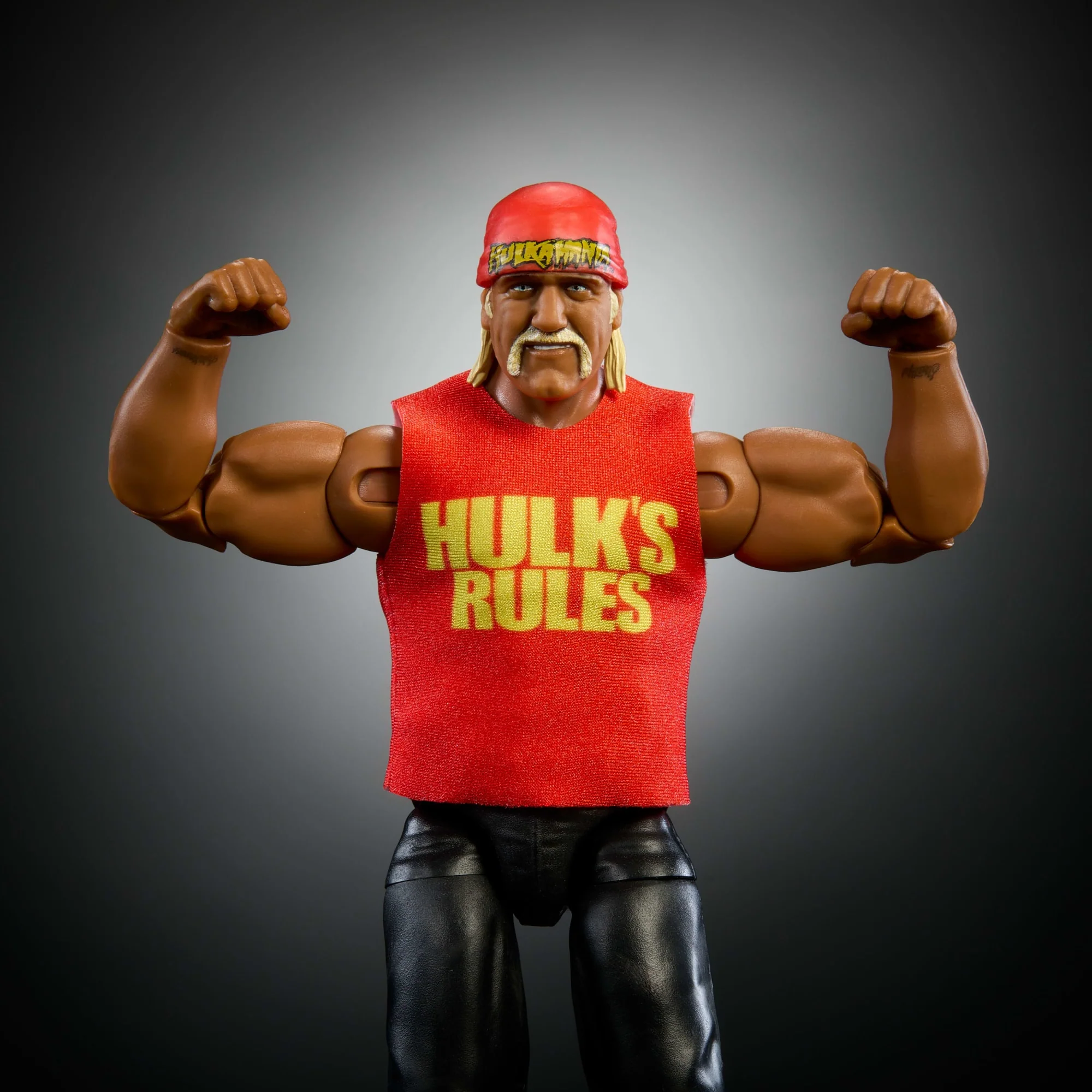 WWE Elite Collection Premium Live EVent Hulk Hogan Action Figure Set, Wrestlemania Collectible