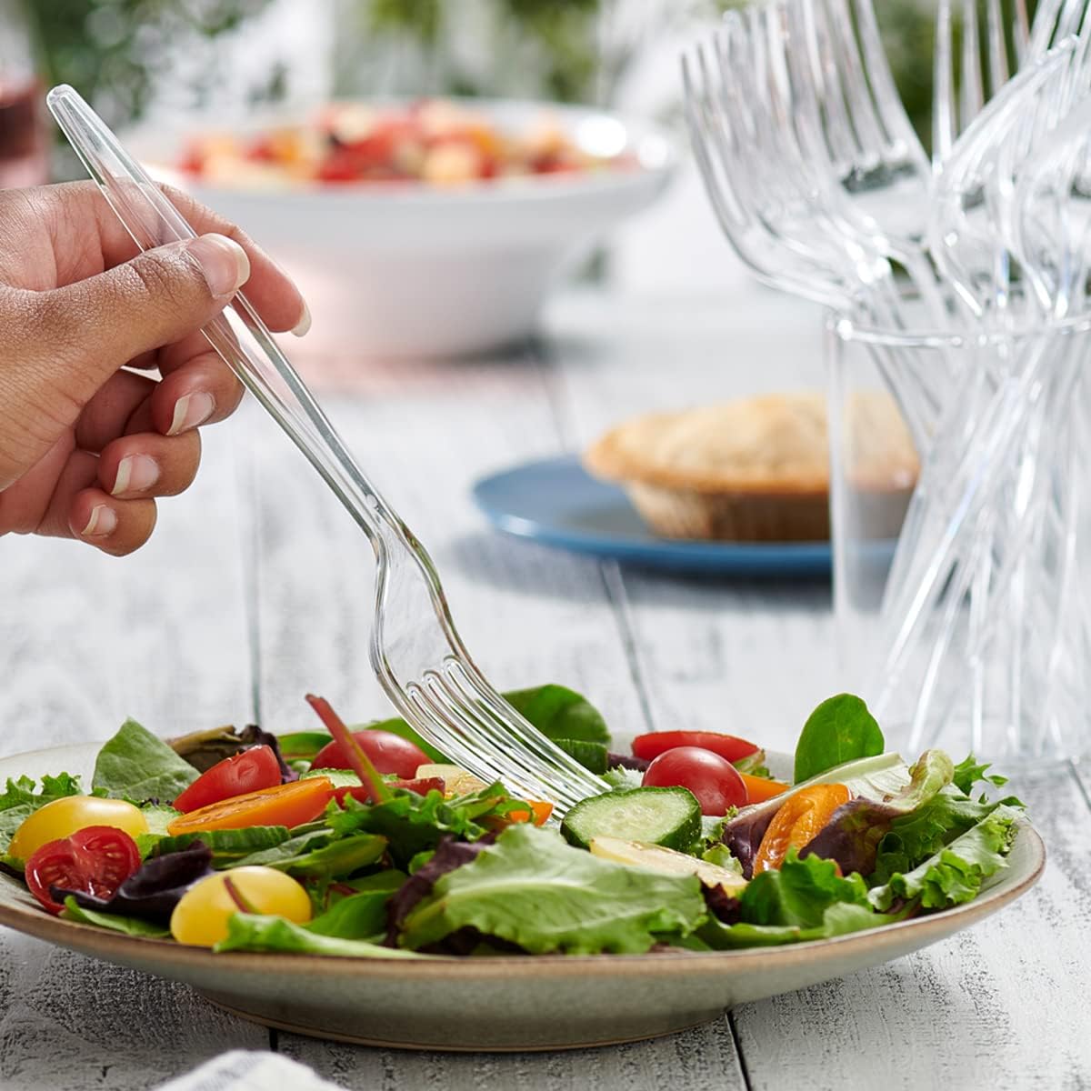 Comfy Package [100 Pack] Heavy Duty Disposable Clear Plastic Forks - Basic Cutlery for Parties, Events, and Everyday Use