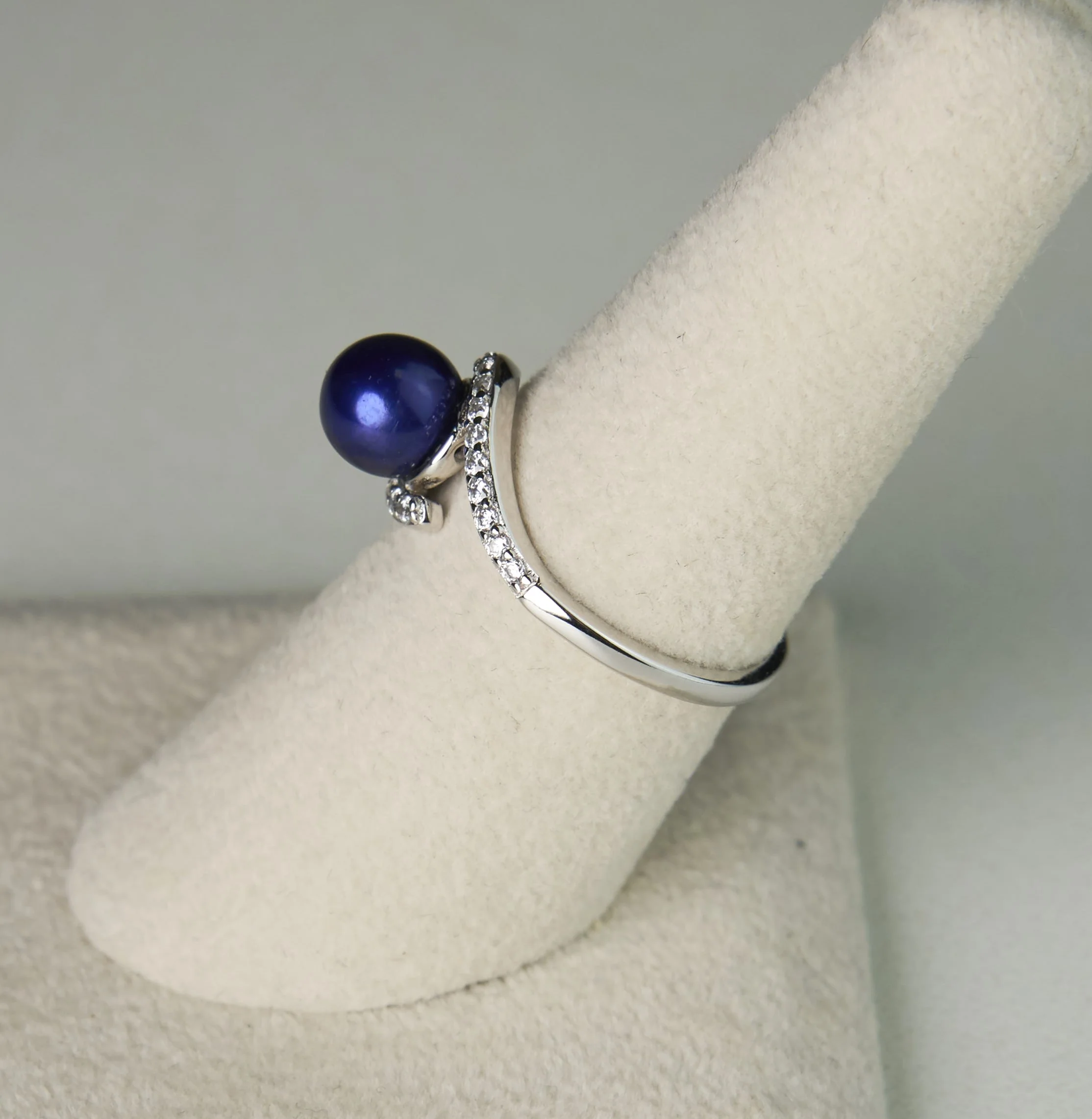 Bella Ring (Sizes 7, 8, 9 and 10)