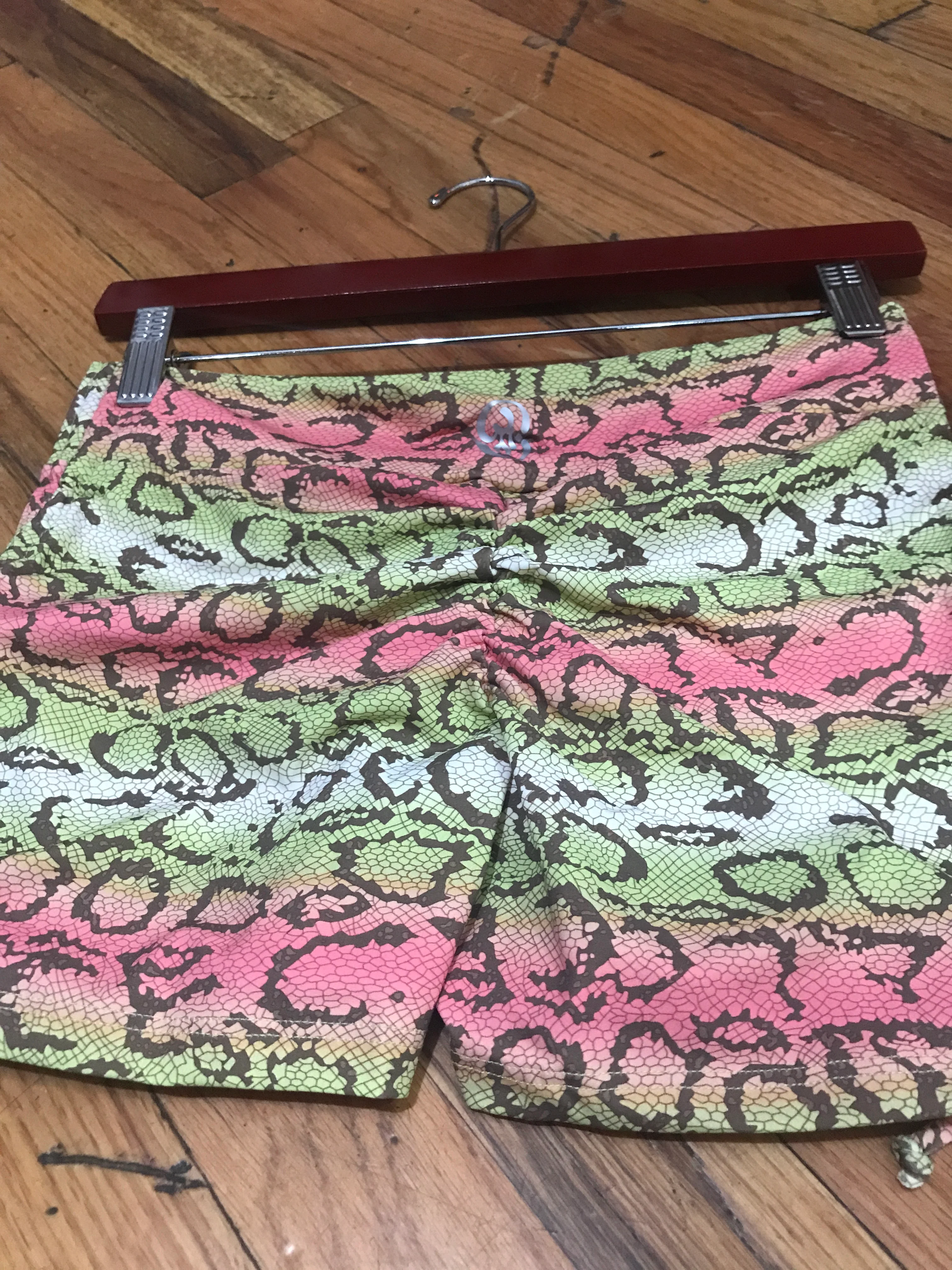 Women's Bitsy Bottom Yoga Shorts