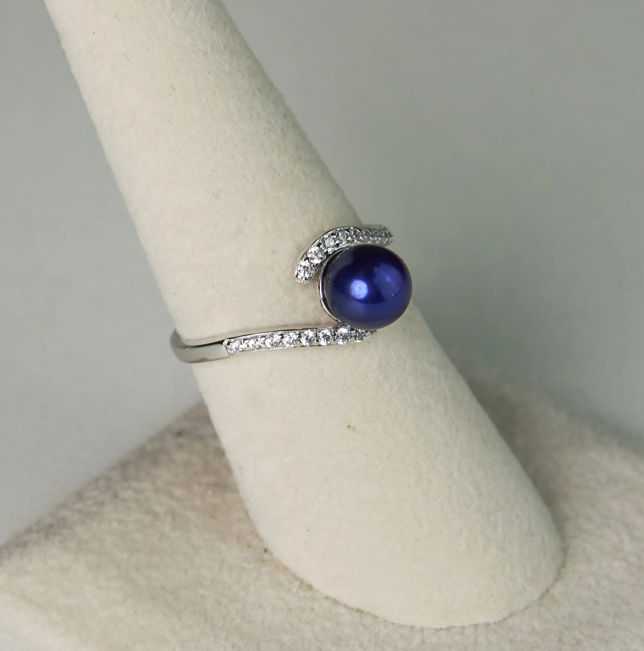 Bella Ring (Sizes 7, 8, 9 and 10)