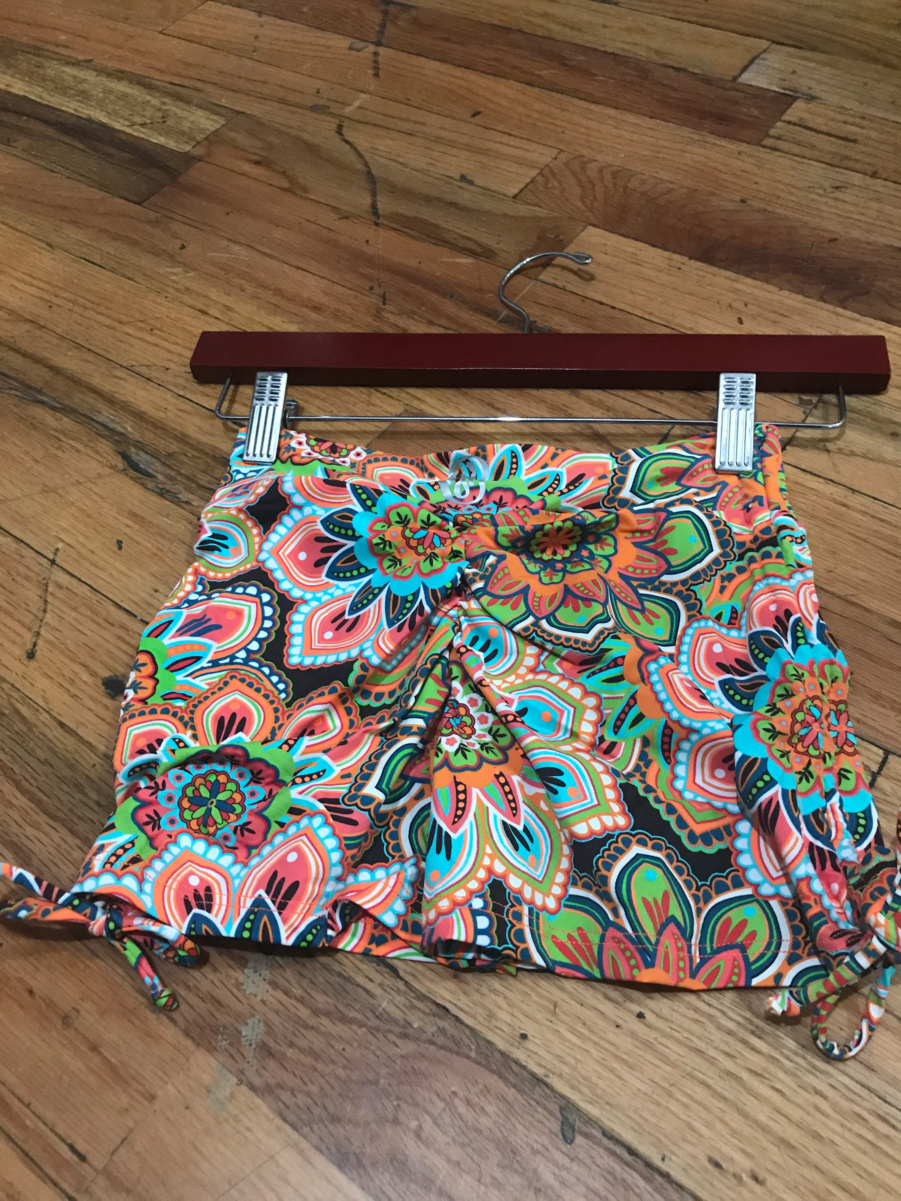 Women's Bitsy Bottom Yoga Shorts