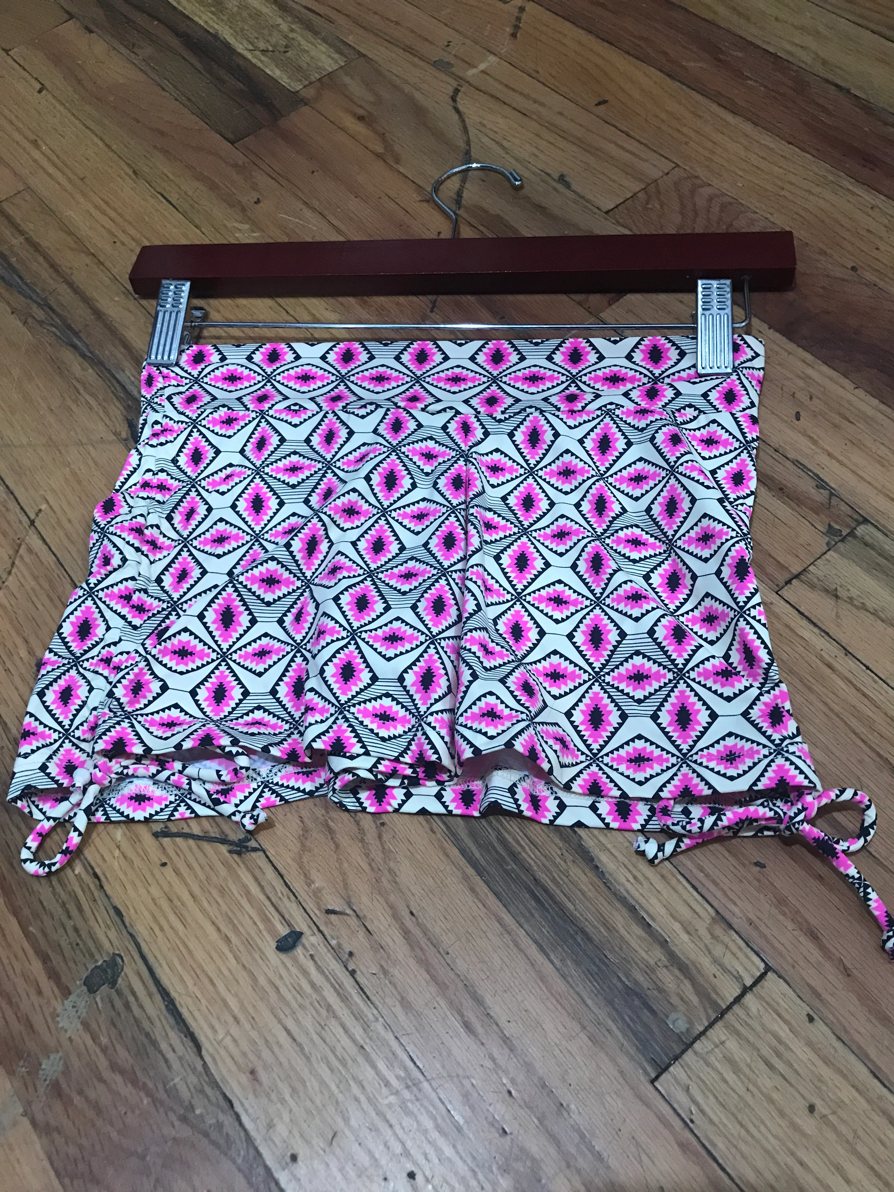 Women's Bitsy Bottom Yoga Shorts