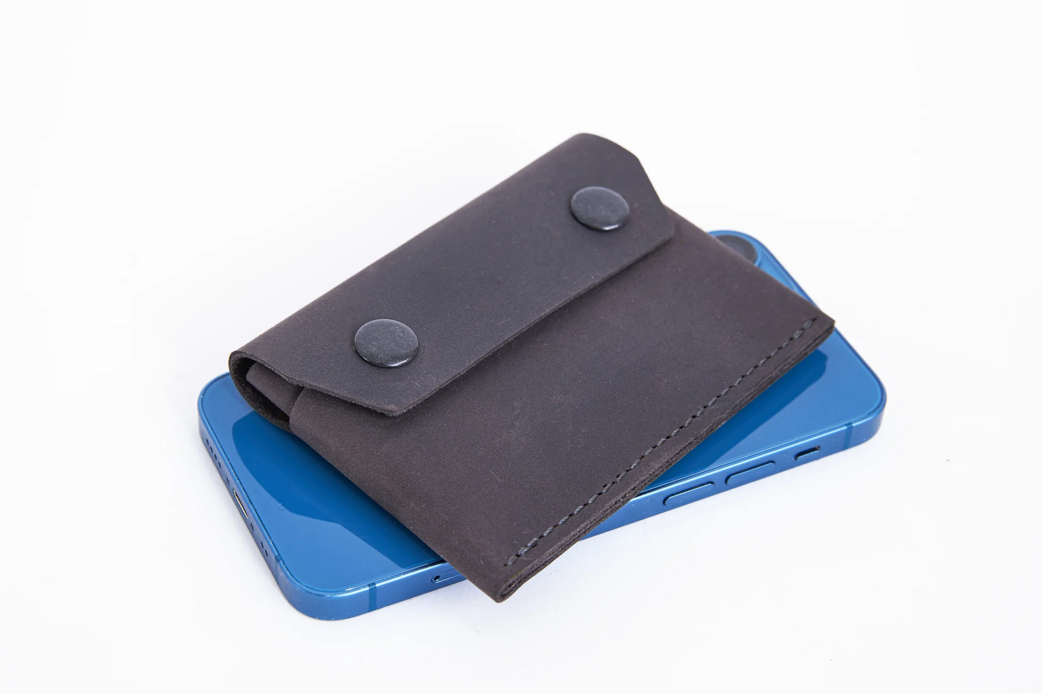 Wallet with AirTag Slot/ Scandinavian Grey