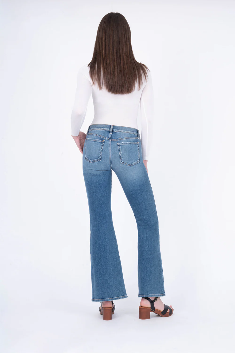 Dahlia Midrise Flare