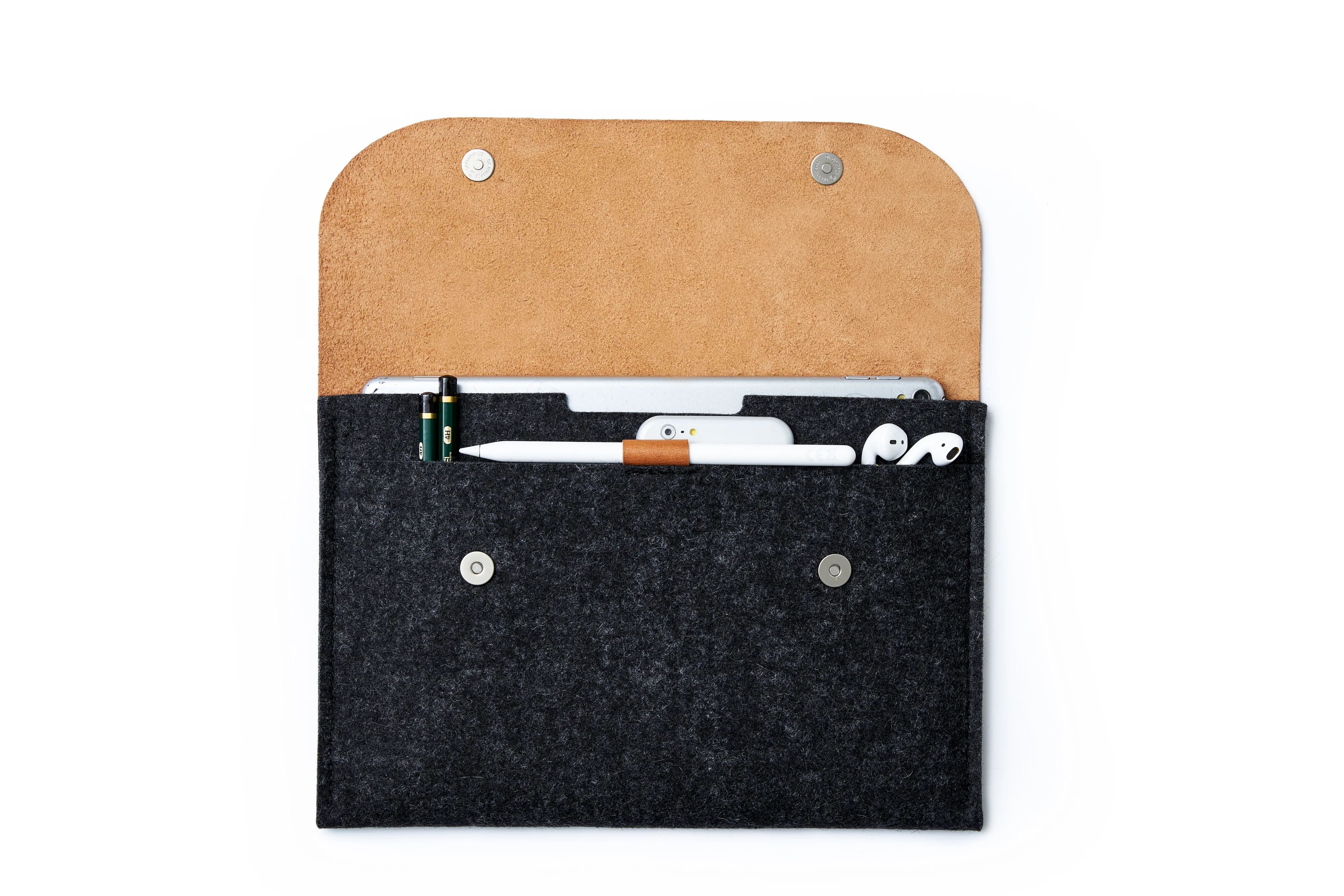 Remarkable Leather Folio CARRY MORE / Anthracite Vegetable Tanned/