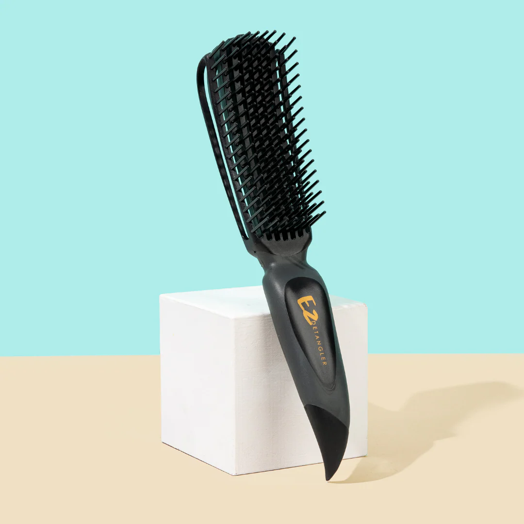 The EzDetangler™ PRO