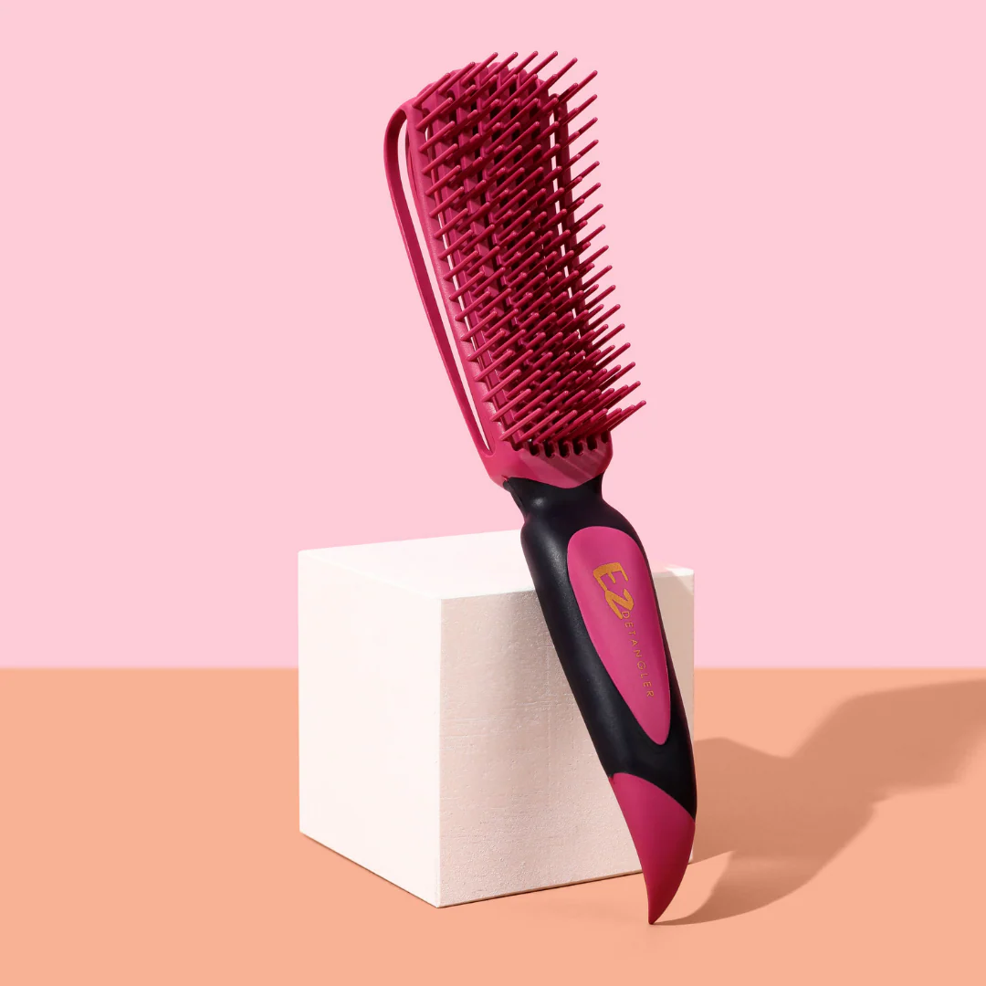 The EzDetangler™ PRO