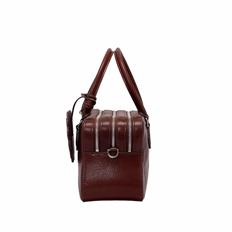 Mahogany Charm – Double-Zip Leather Tote with Smiling Petal Detail