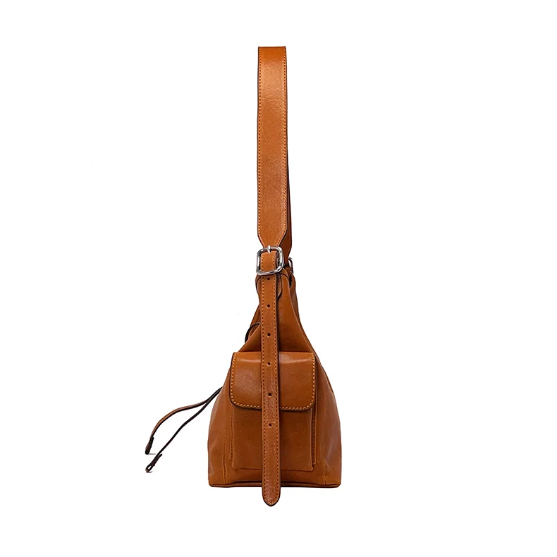 Vintage Saddle Hobo Shoulder Bag – Brown Leather Slouch Bag with Side Pockets
