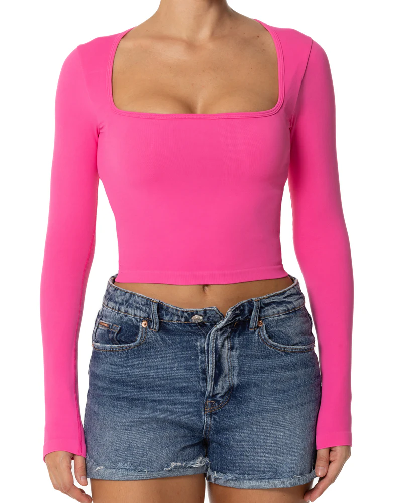 Sexy seamless shirt with wide square collar