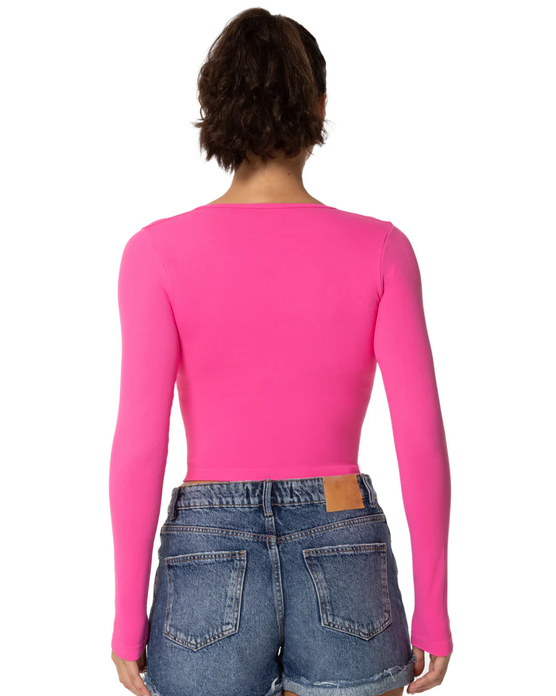 Sexy seamless shirt with wide square collar