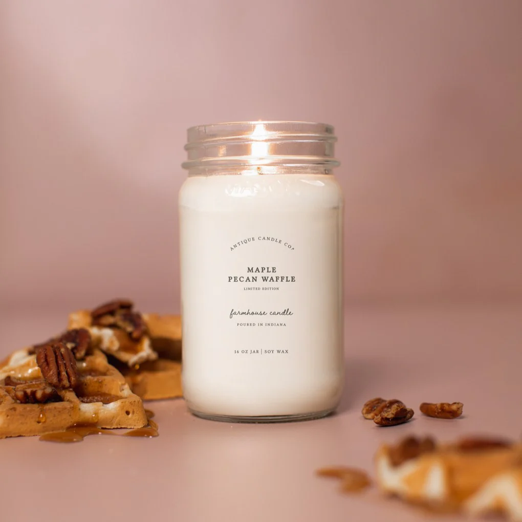 Maple Pecan Waffle 16 oz candle