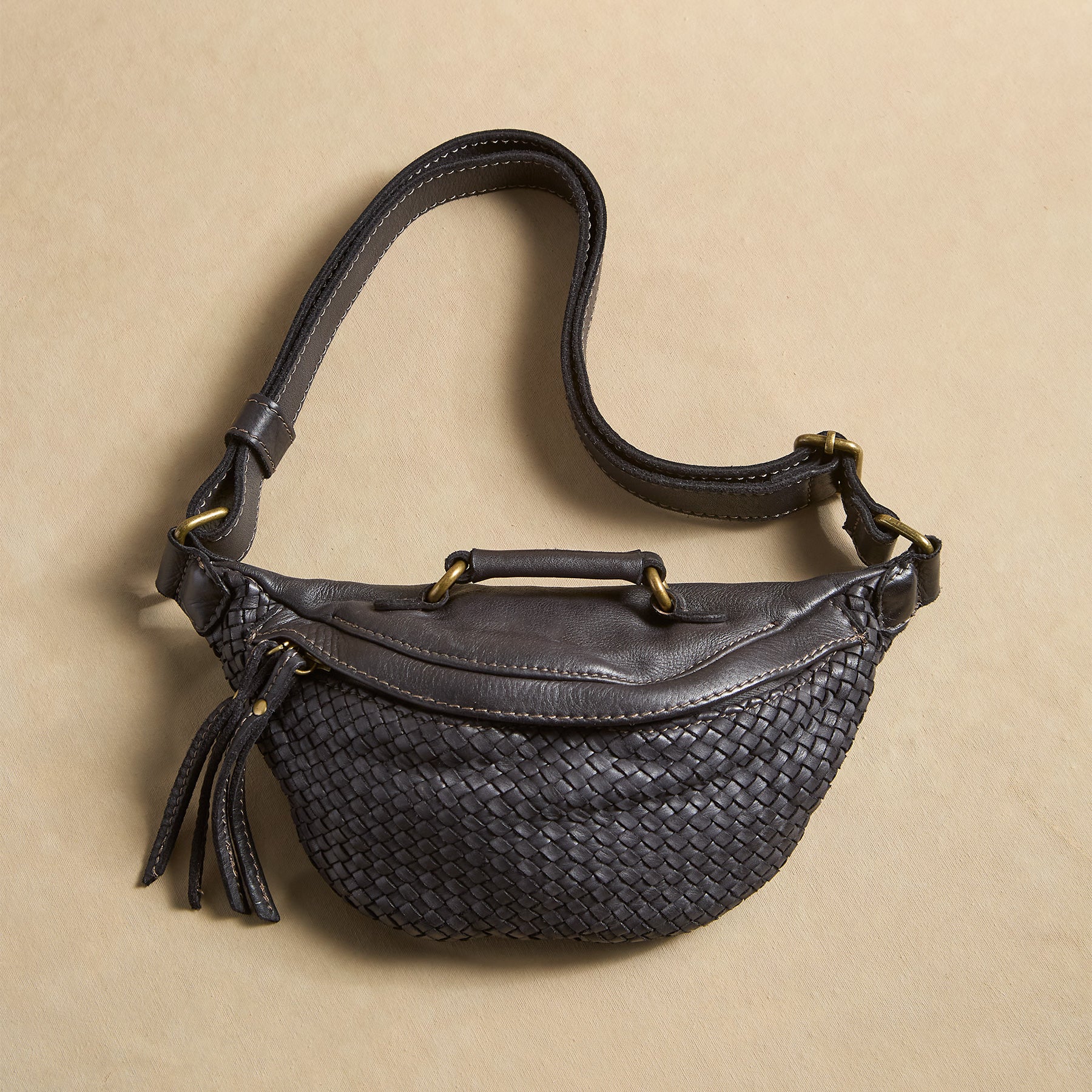 sundance-Edelgard Sling Bag-Sundance Outlet