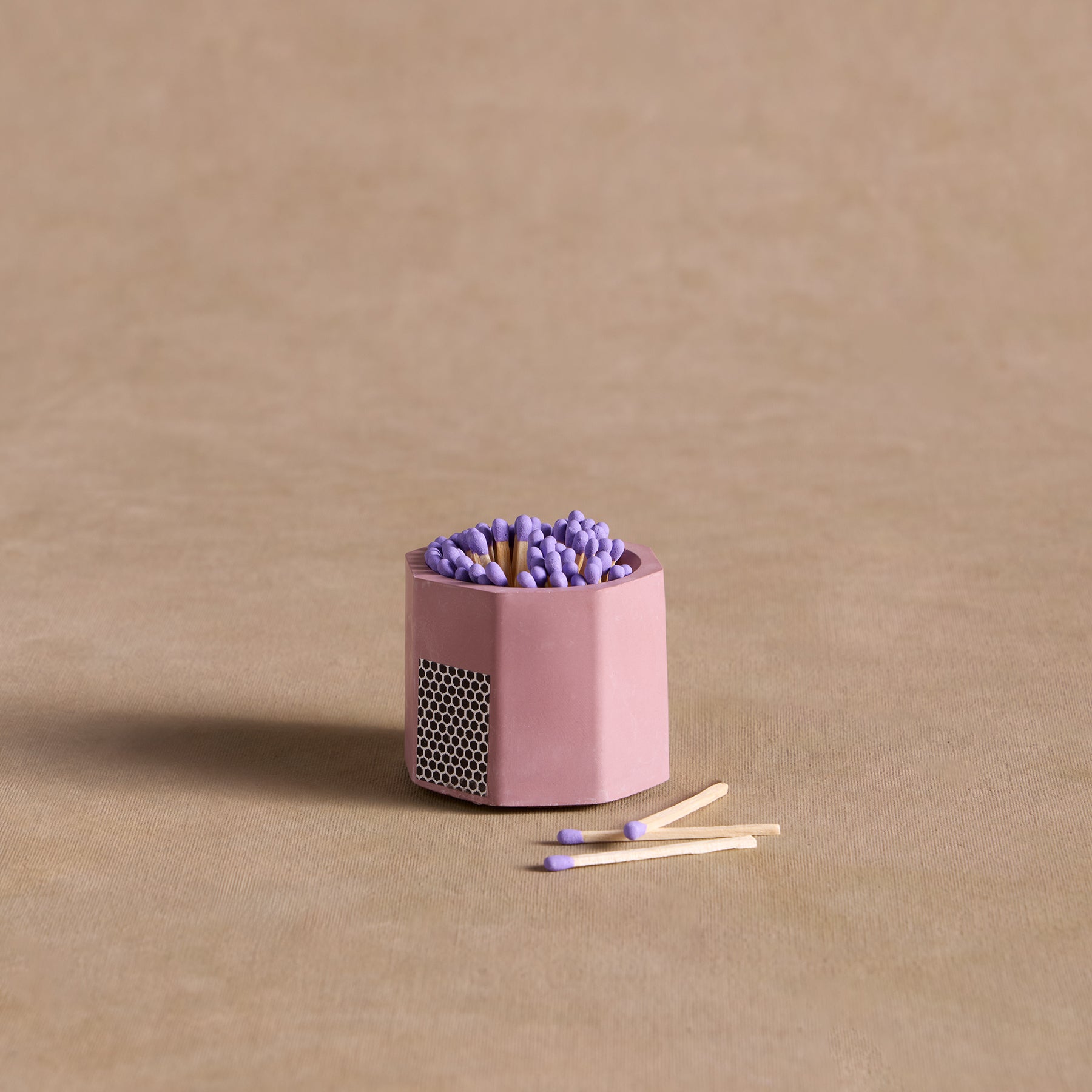 sundance-Essential Concrete Match Holder-Sundance Outlet