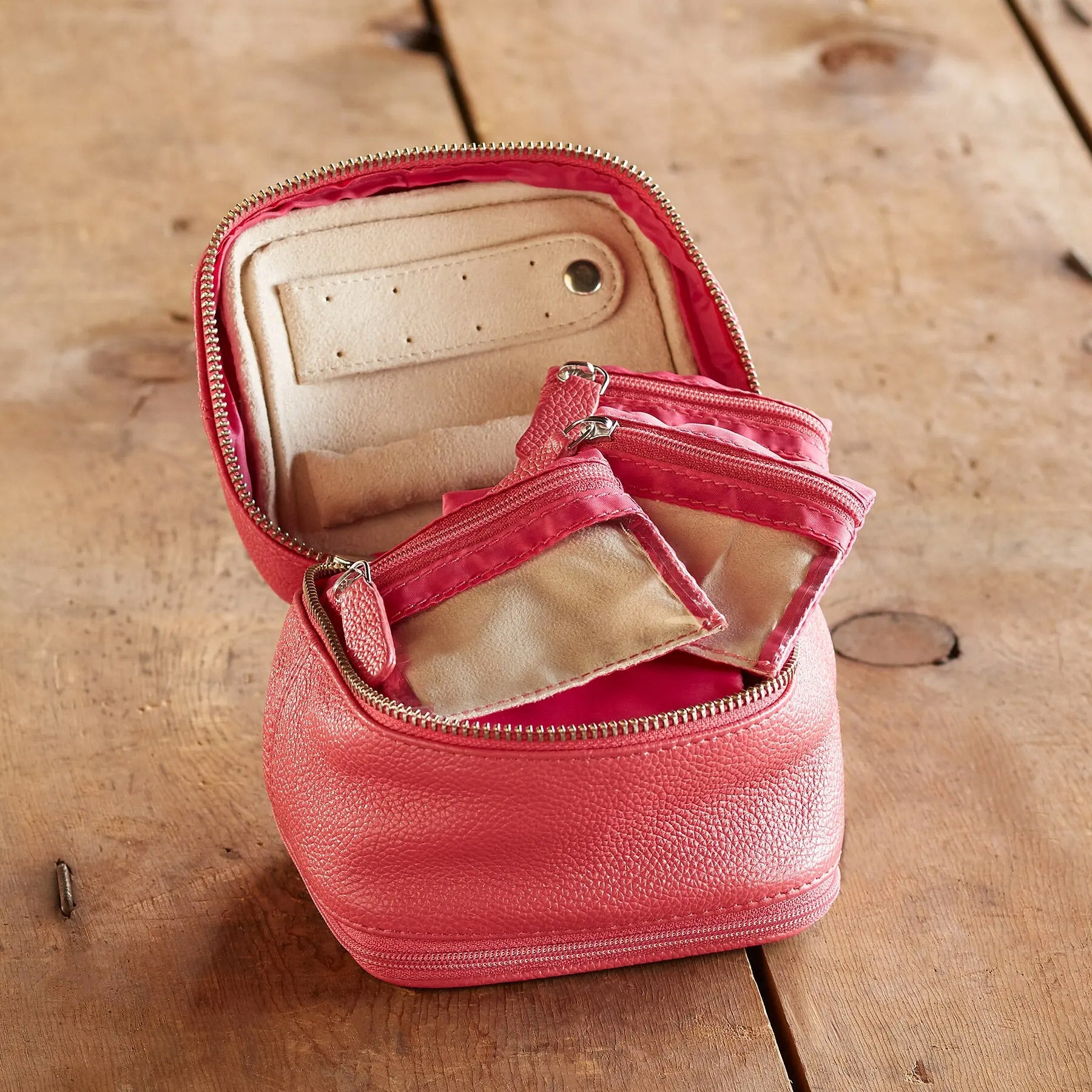 sundance-Letter Perfect Jewelry Case-Sundance Outlet