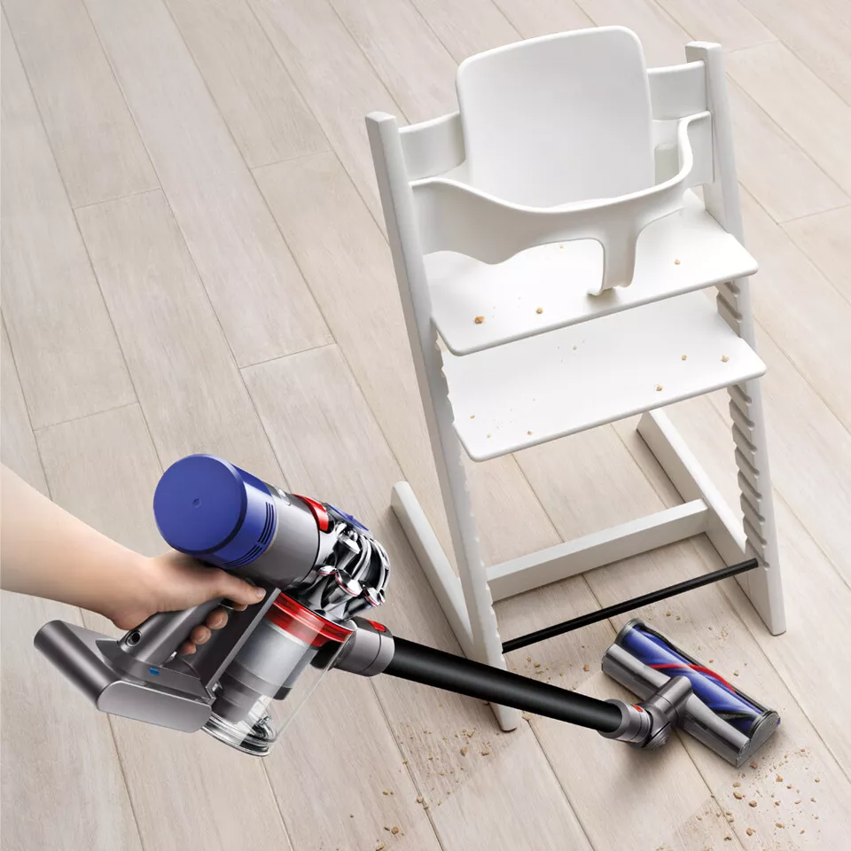 Dyson V8 Total Clean Akkustaubsauger – Nickel/Schwarz, kabellos, leistungsstark