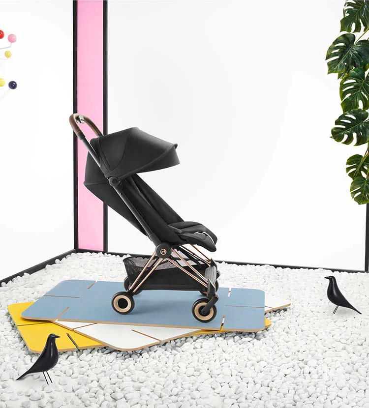 Coya Buggy Blattgrün 2025 – Leichter & Kompakter Kinderwagen für unterwegs