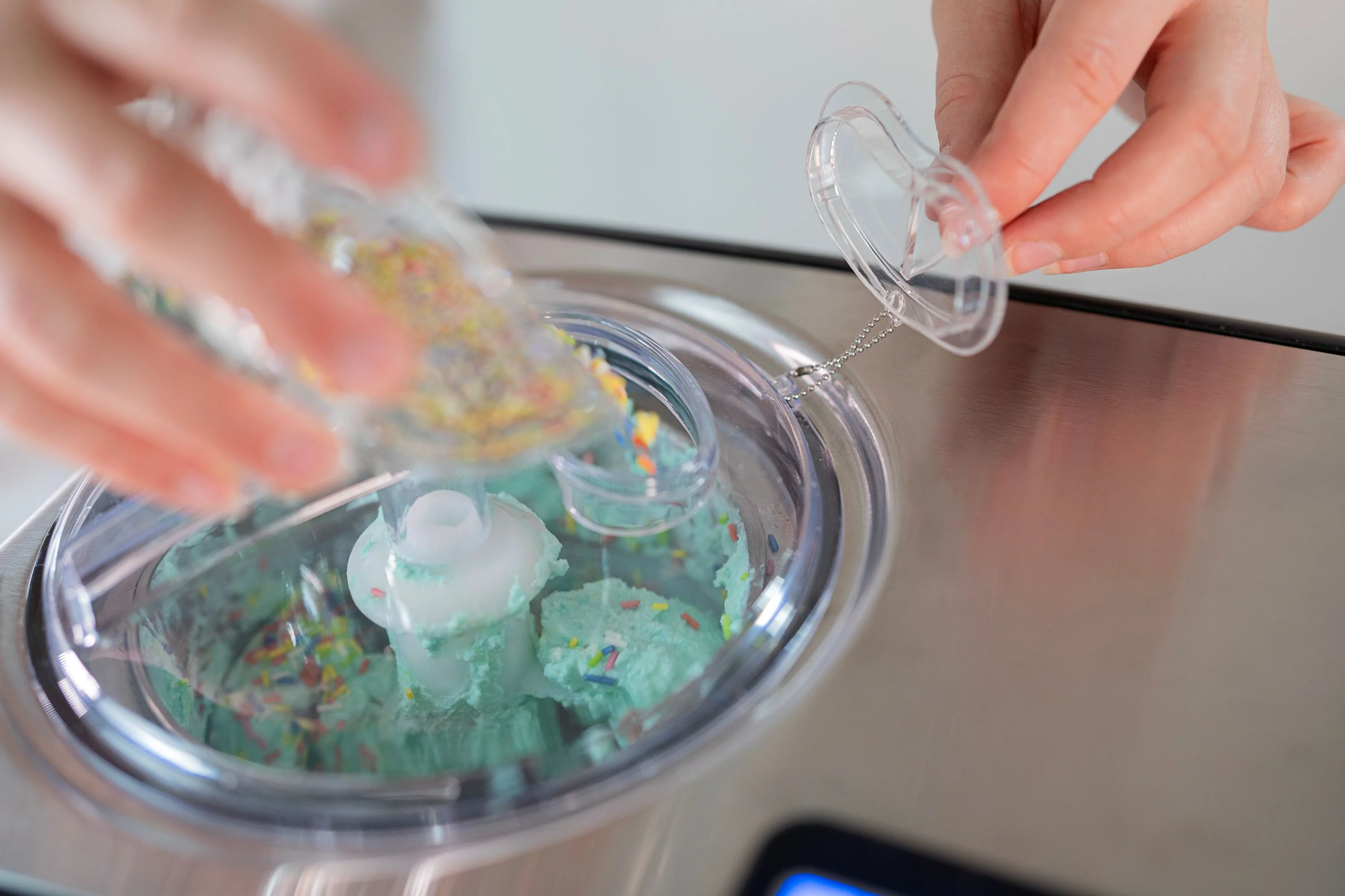 Eismaschine Cortina 1,5 L – Frisches Eis auf Knopfdruck für die ganze Familie