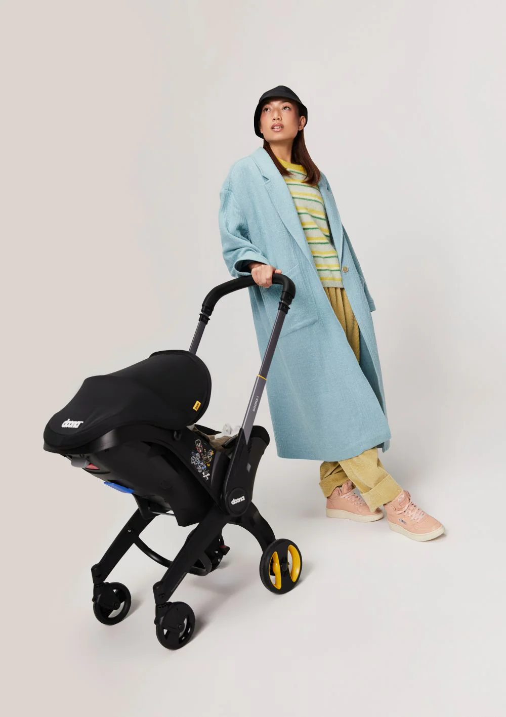 Doona i Nitro Black – 2-in-1 Babyschale & Kinderwagen für maximale Mobilität