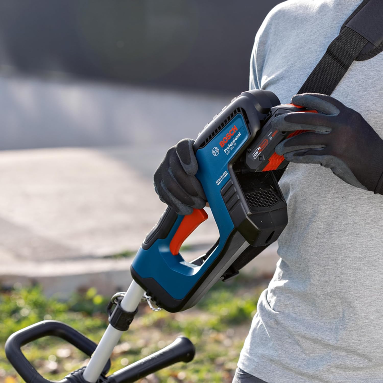 Bosch Professional GRT 18V-33 Akku-Rasentrimmer – Präzision & Komfort für deinen Garten