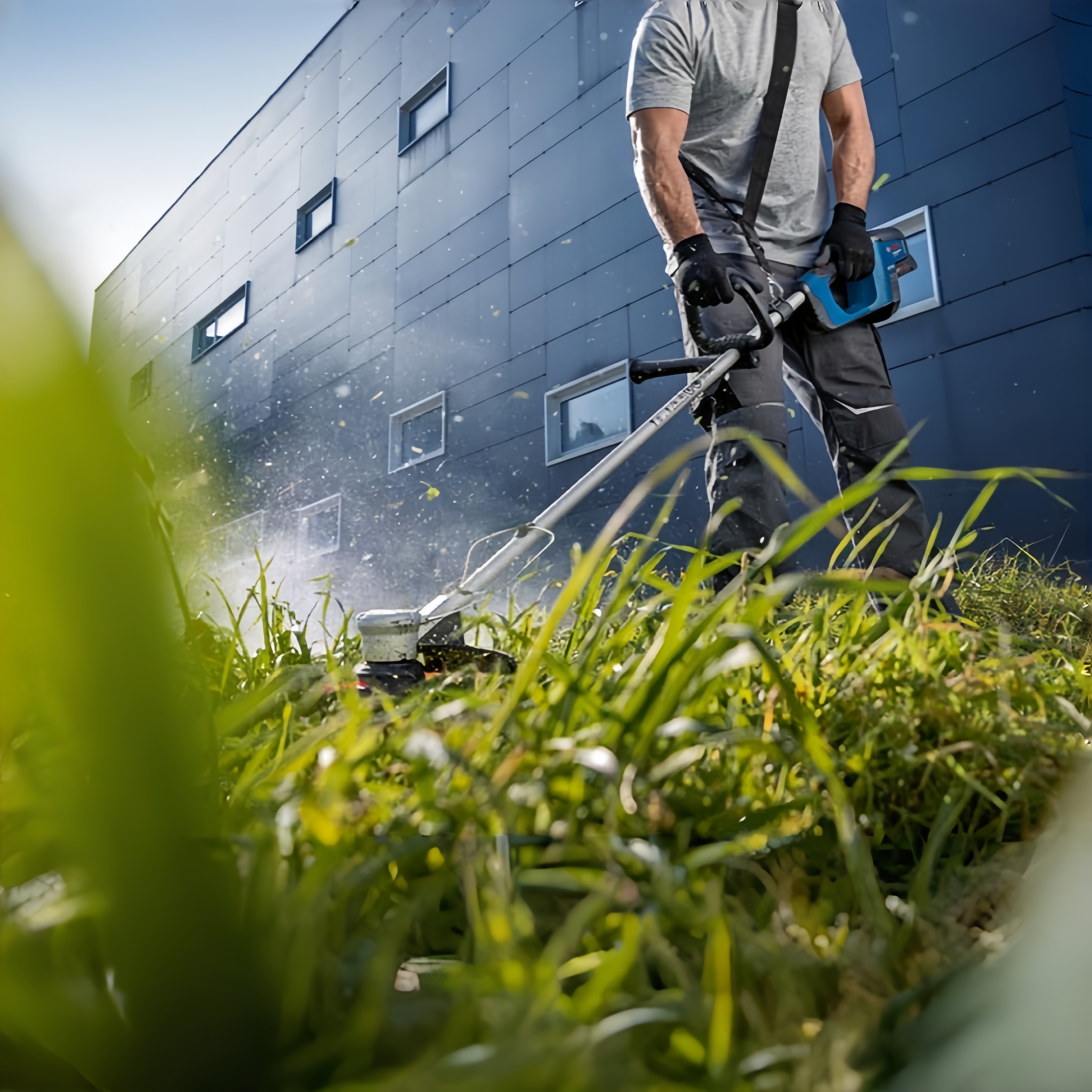 Bosch Professional GRT 18V-33 Akku-Rasentrimmer – Präzision & Komfort für deinen Garten