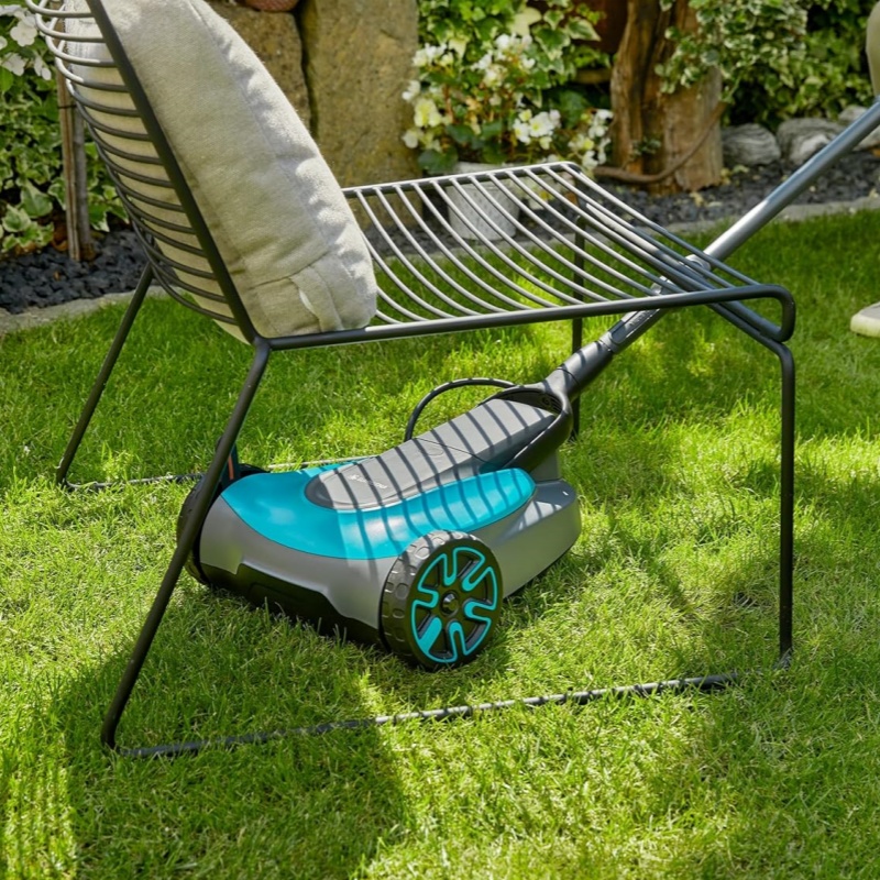 Gardena Akku-Rasenmäher HandyMower 22/18V P4A – Leicht, Effizient & Akku-betrieben für kleine Gärten bis 50 m², Mulchfunktion, Einstellbare Schnitthöhe, Inkl. 18V P4A Akku & Ladegerät