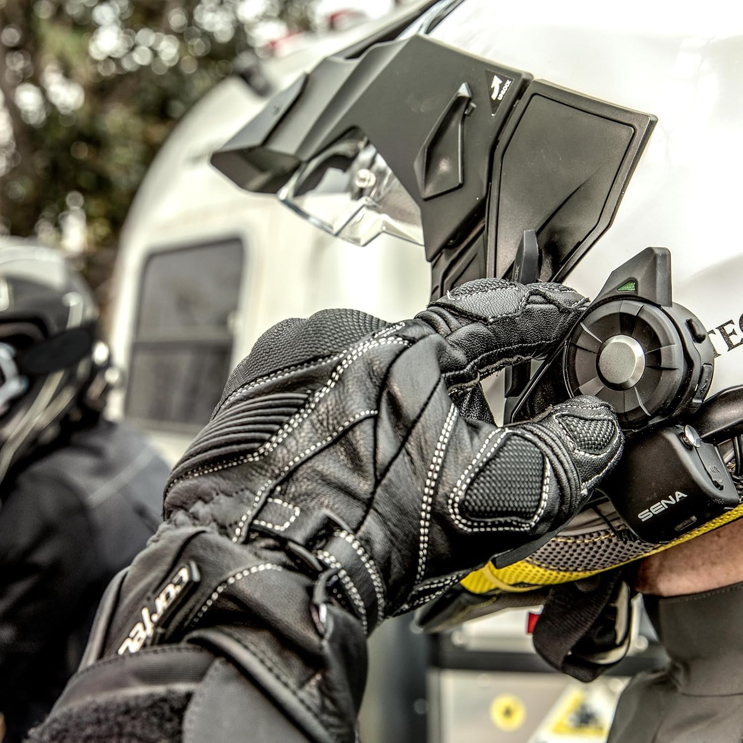 Sena 30K Motorrad Bluetooth Headset – HD Sound & Mesh Intercom