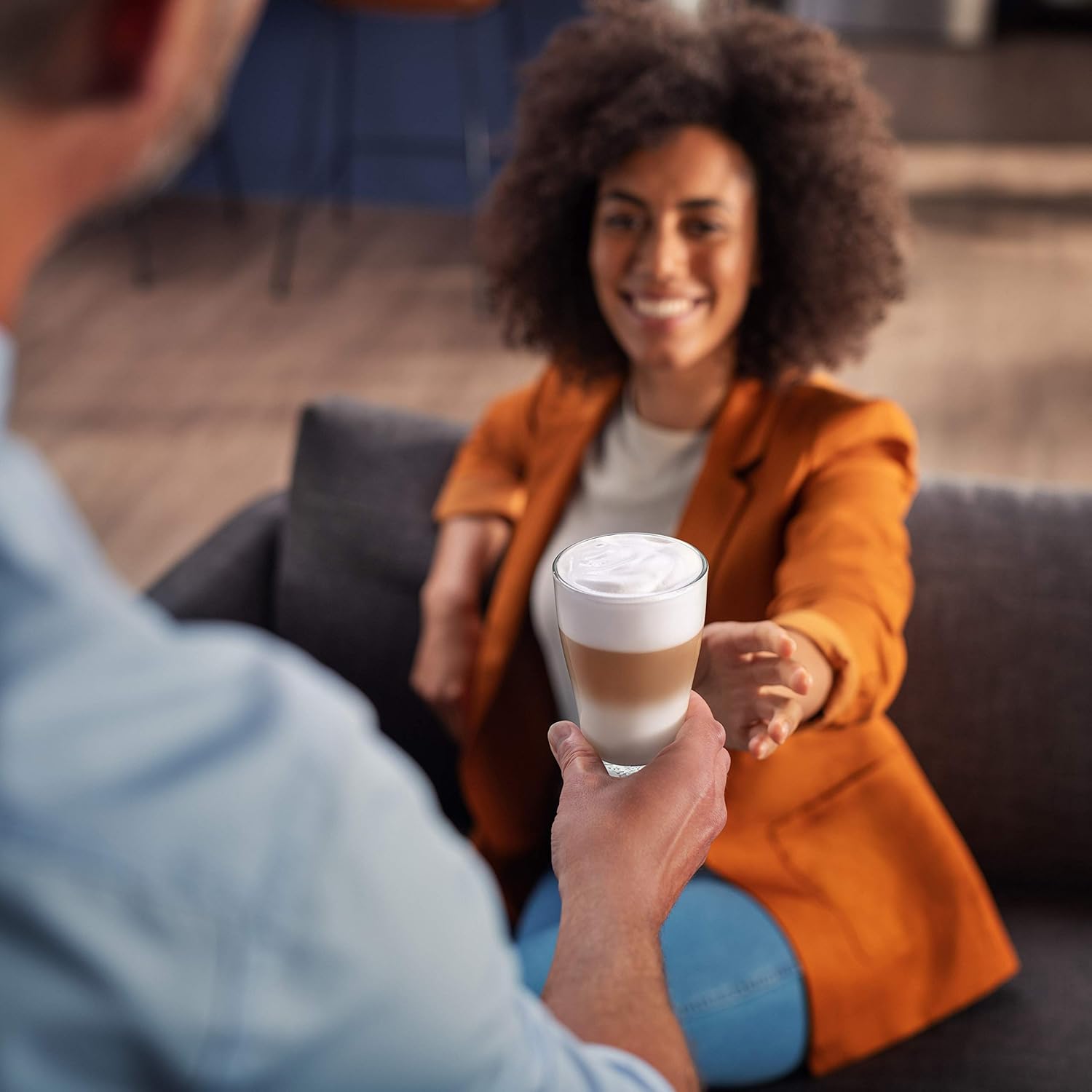 Philips Serie 5400 Kaffeevollautomat – LatteGo Milchsystem, 12 Kaffeespezialitäten, 4 Benutzerprofile