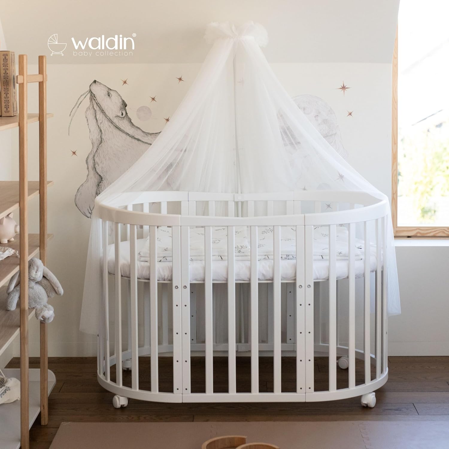 Waldin Oval Baby-Bett 7in1 – Mitwachsend, Gitterbett, Wickelkommode