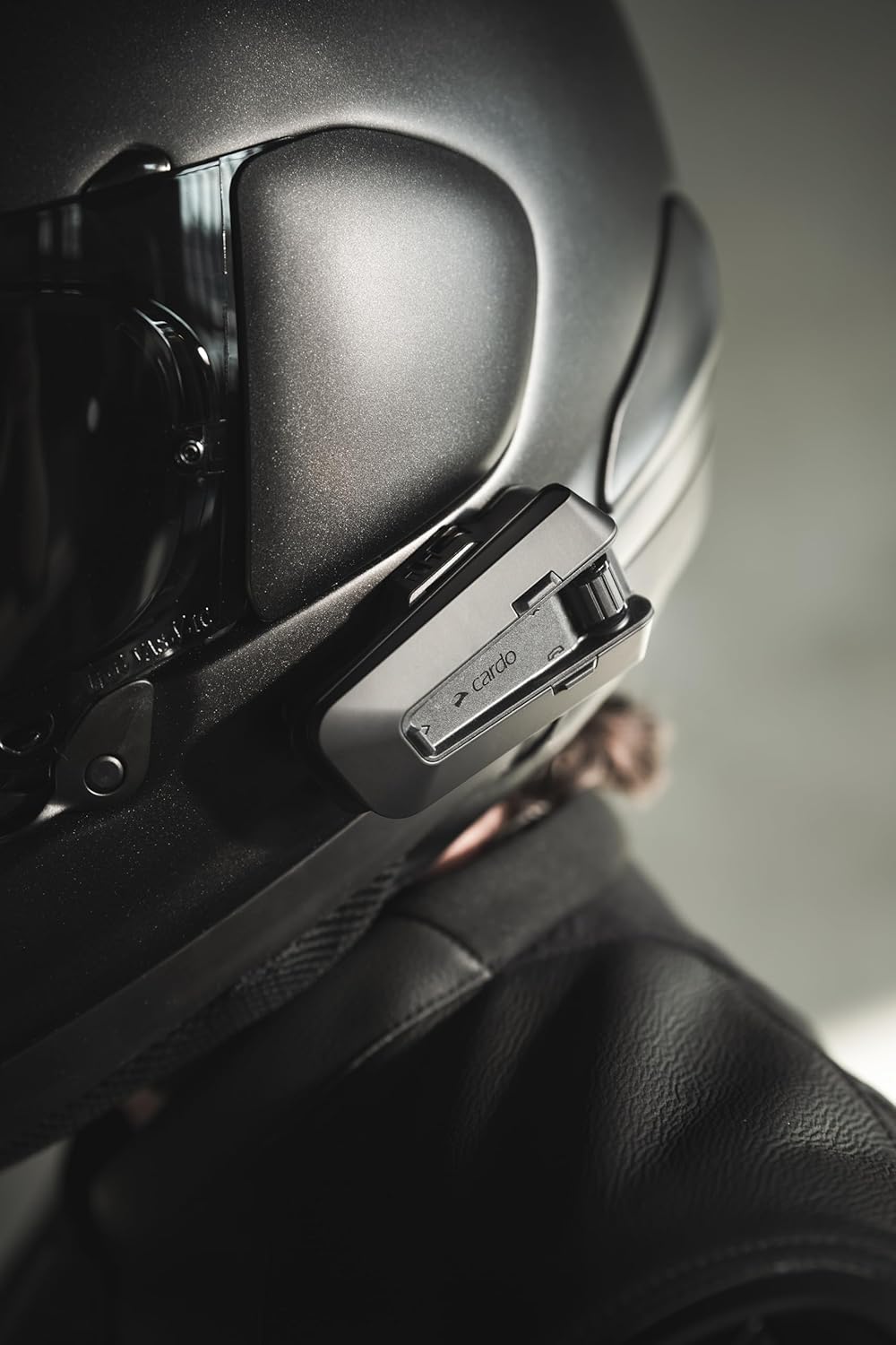 Cardo PACKTALK Edge – Motorrad Bluetooth Kommunikationssystem Headset Intercom (Einzelpack, Schwarz)