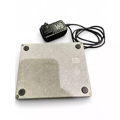 Used Electro-Harmonix Deluxe Memory Man Effect Pedal