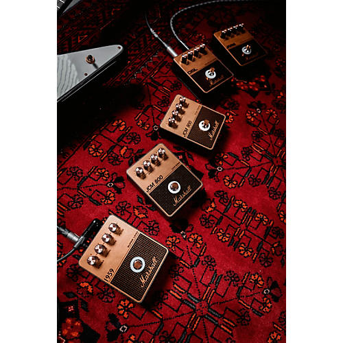 Marshall JCM900 Distortion and Gain Effects Pedal Black and Gold