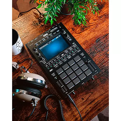 KORG KAOSS Replay Dynamic Effects Processor and Sampler