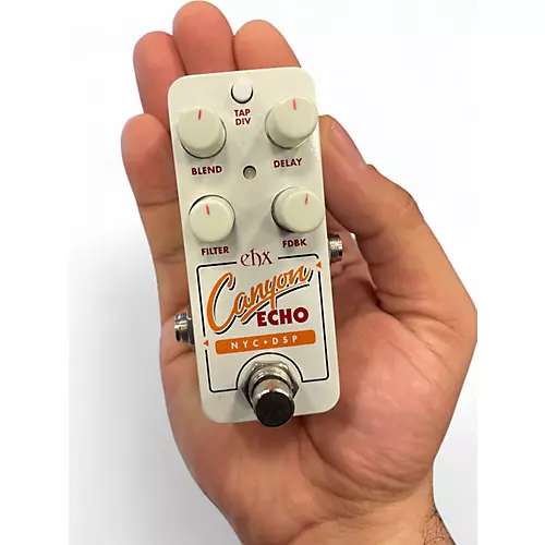 Used Electro-Harmonix CANYON ECHO Effect Pedal Package