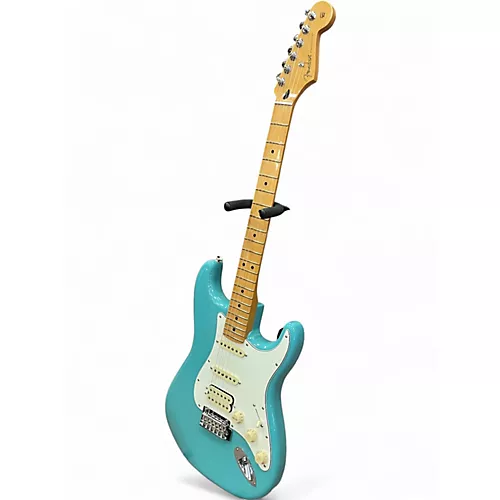 Used 2024 Fender Player II Stratocaster hss Aquatone Blue Solid Body Electric Guitar Aquatone Blue