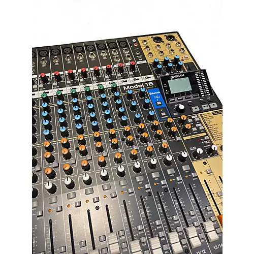 Used TASCAM MODEL16 Line Mixer